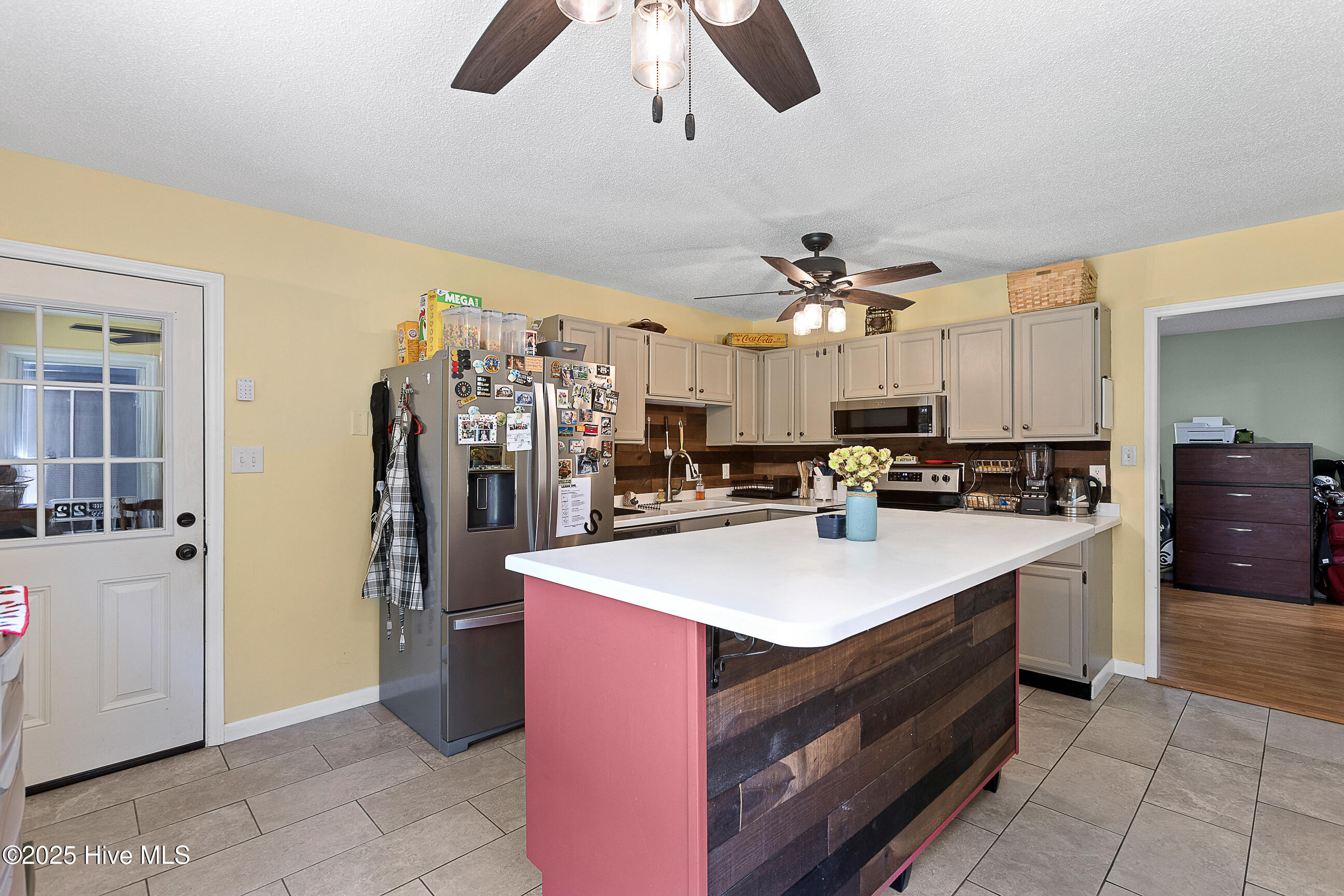 2417 Saddleridge Drive