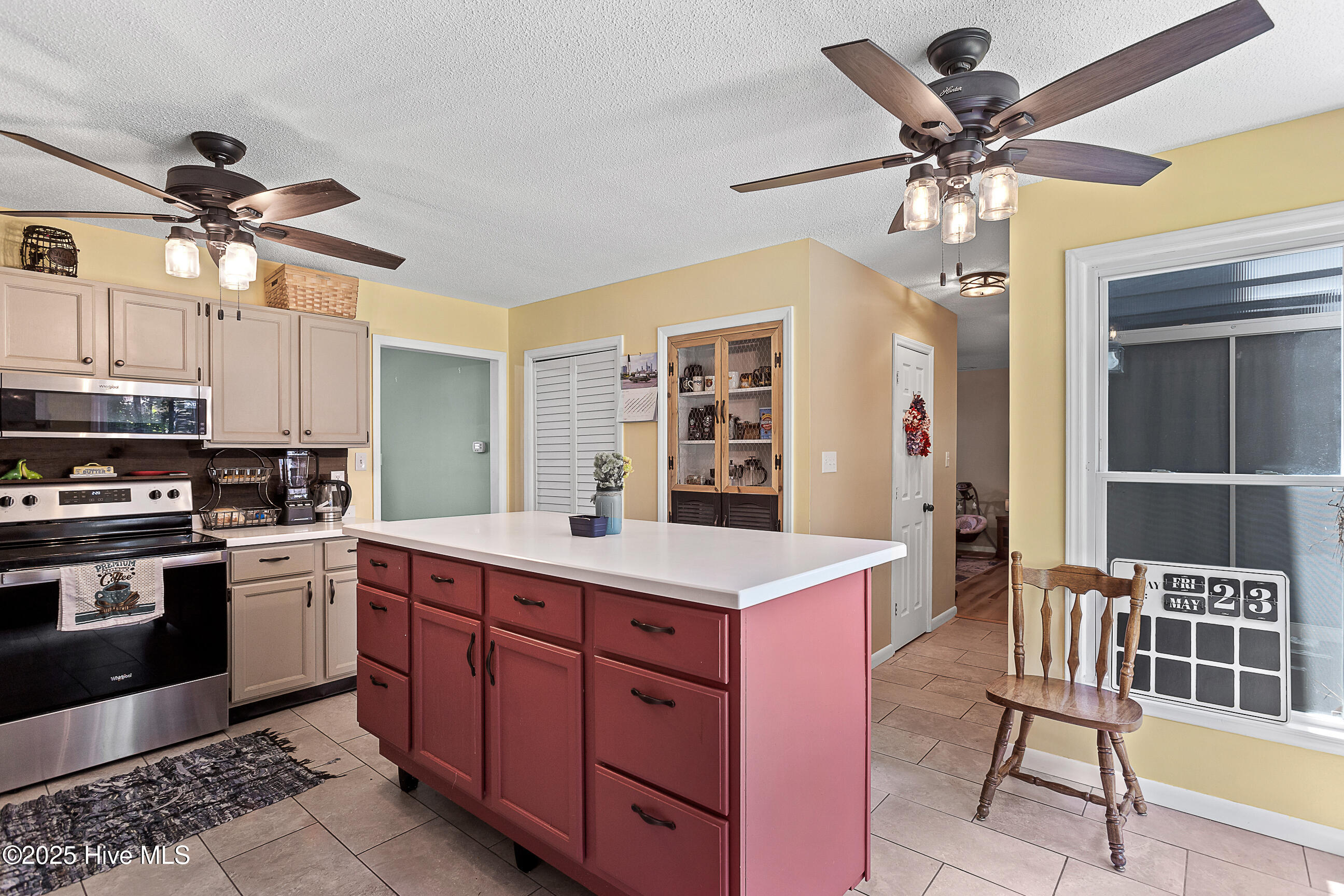 2417 Saddleridge Drive