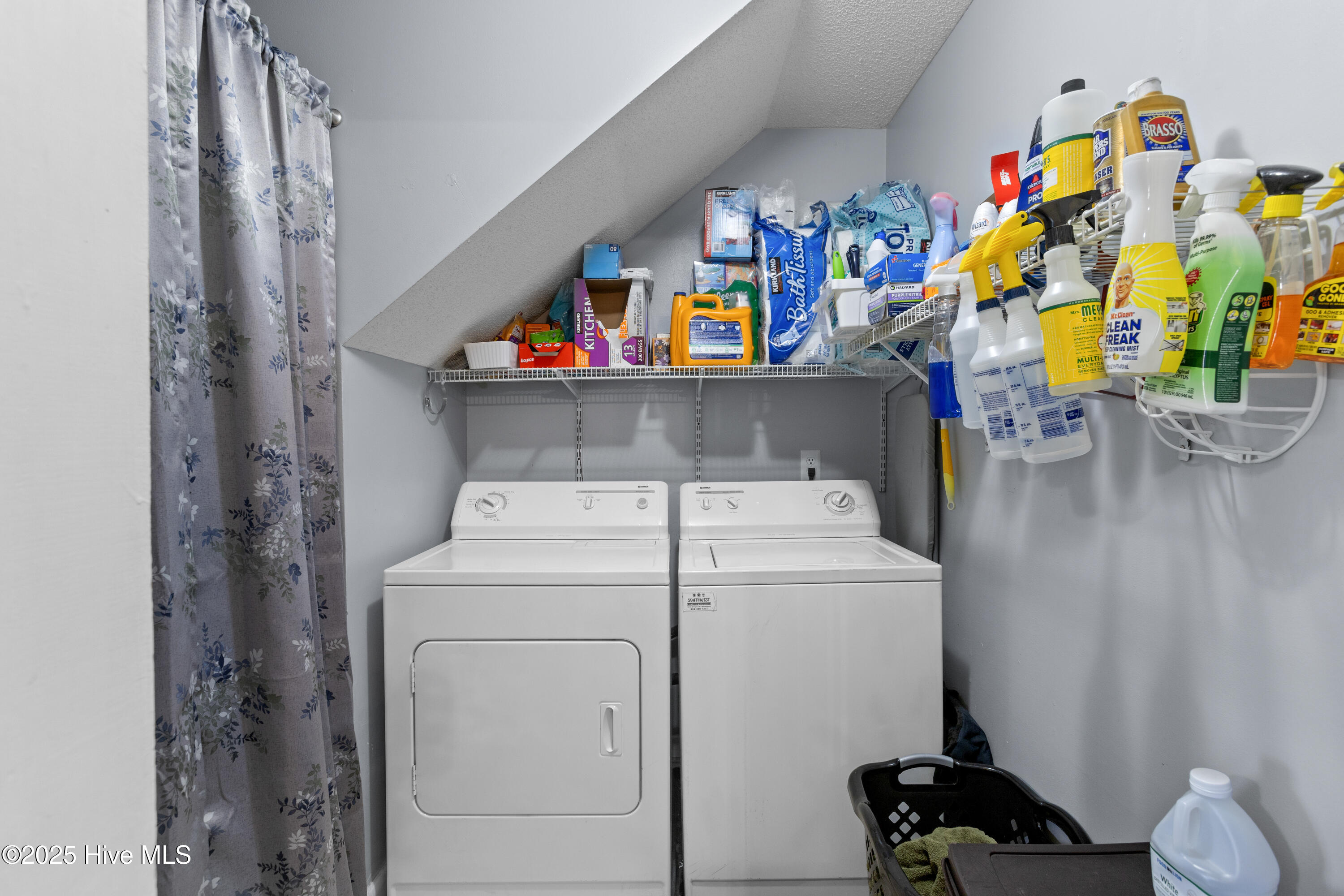 2417 Saddleridge Drive