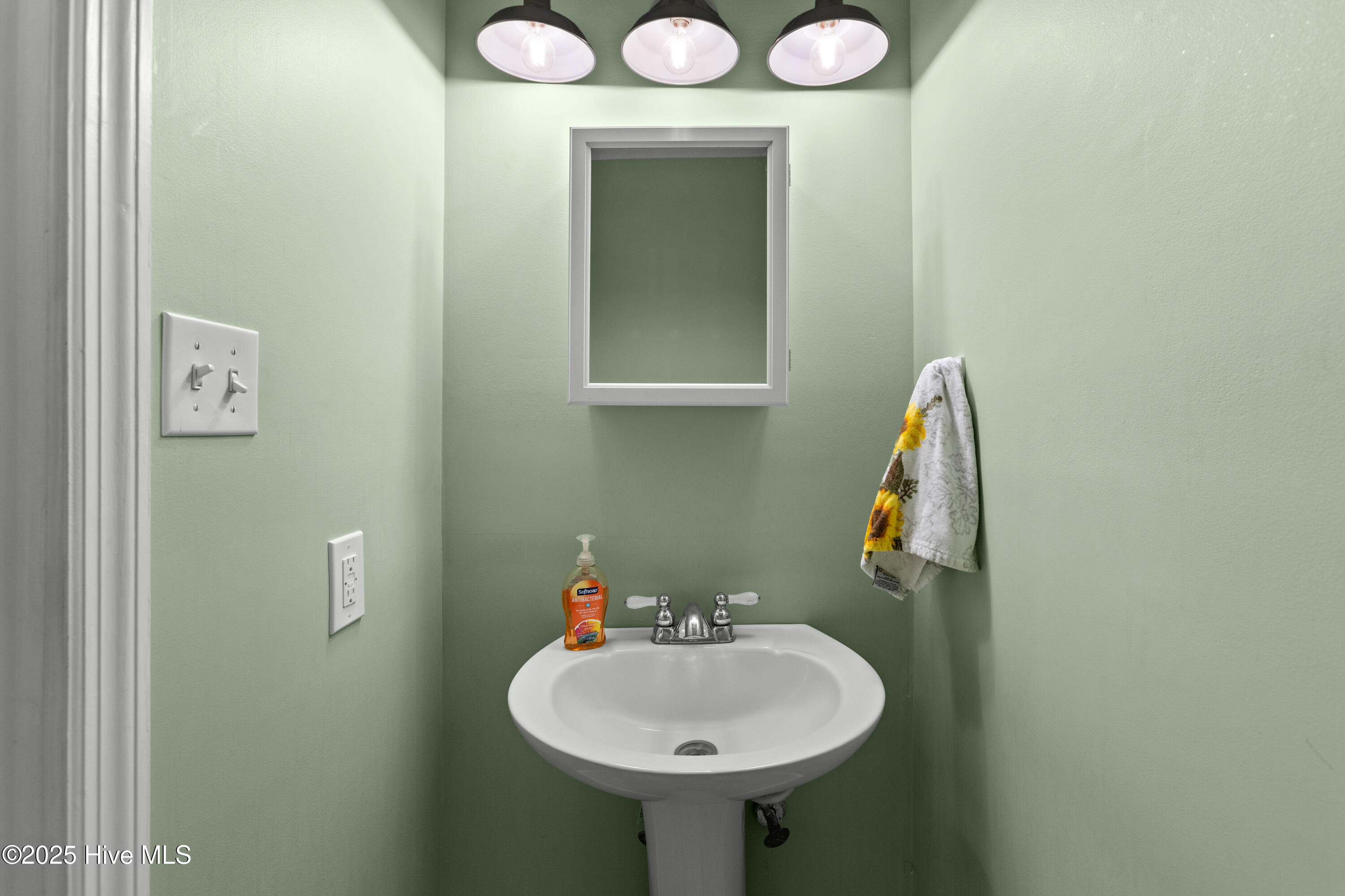 2417 Saddleridge Drive