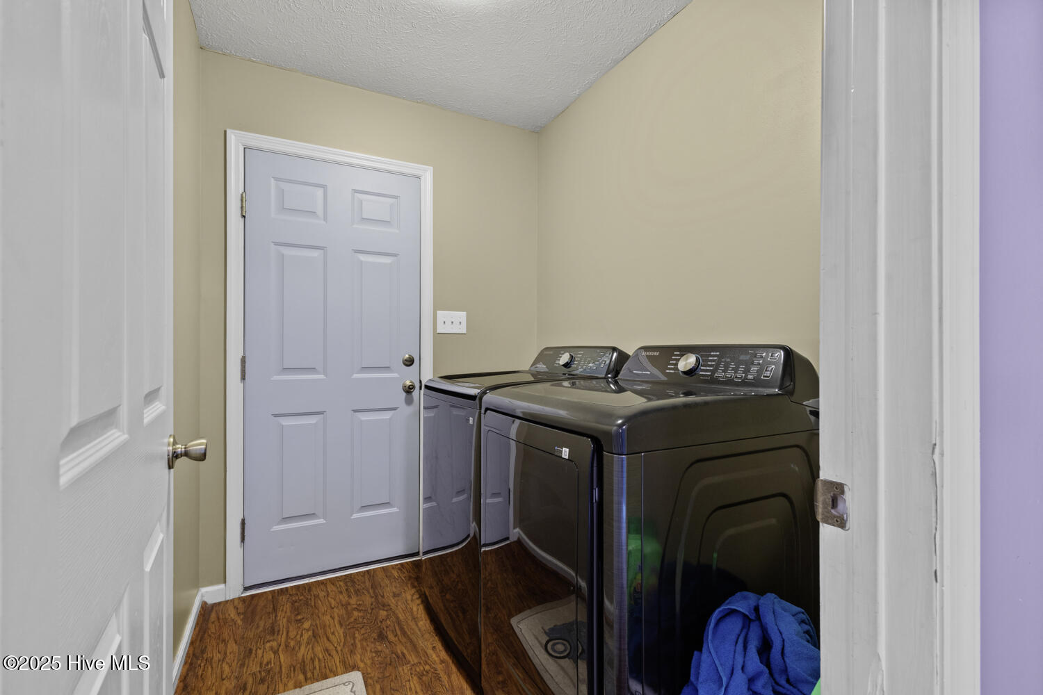 107 Camellia Creek Drive