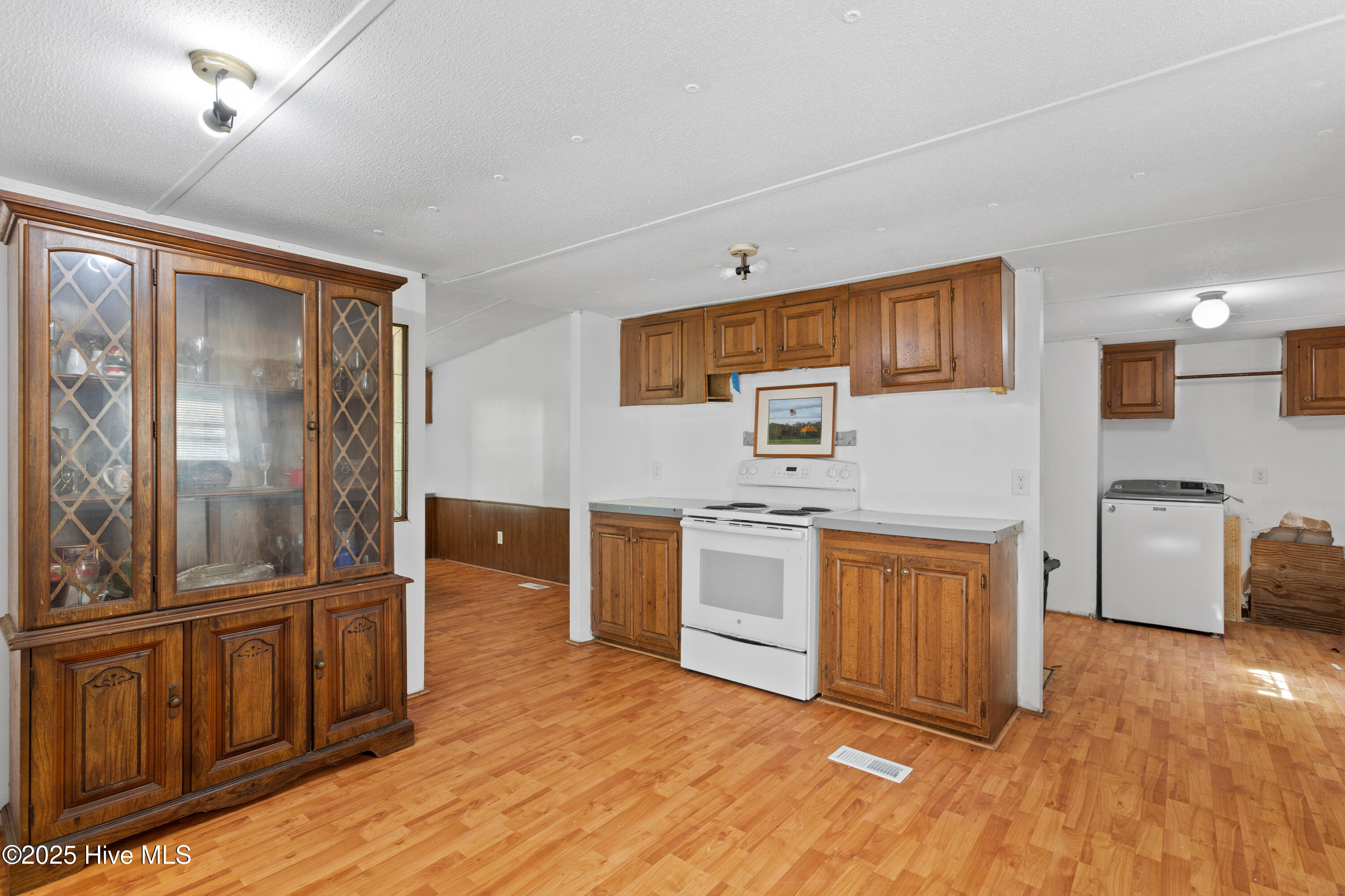 677 Berrys Creek Road