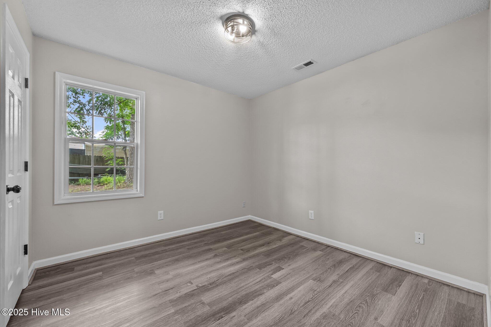 207 Winter Road