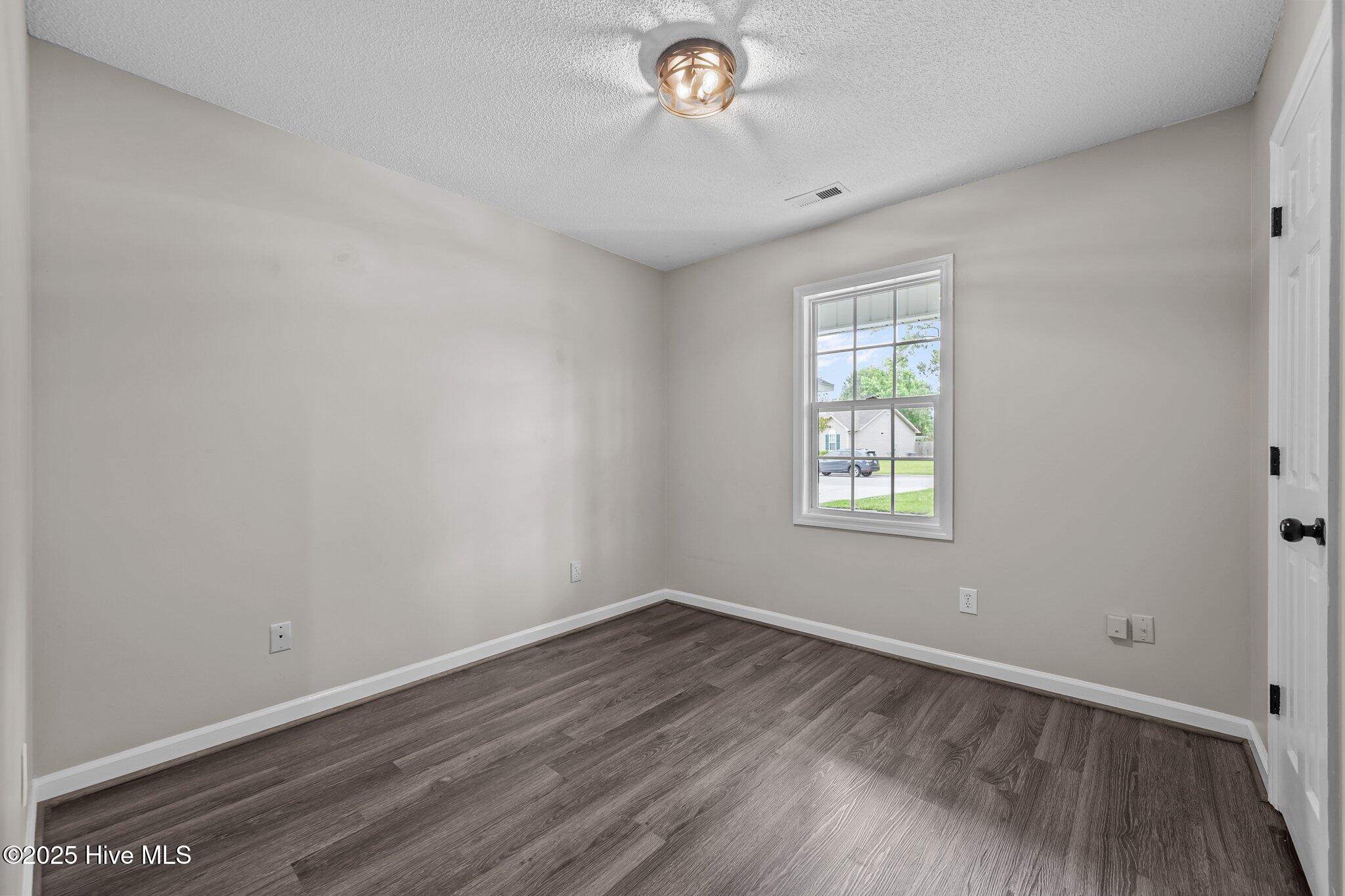 207 Winter Road