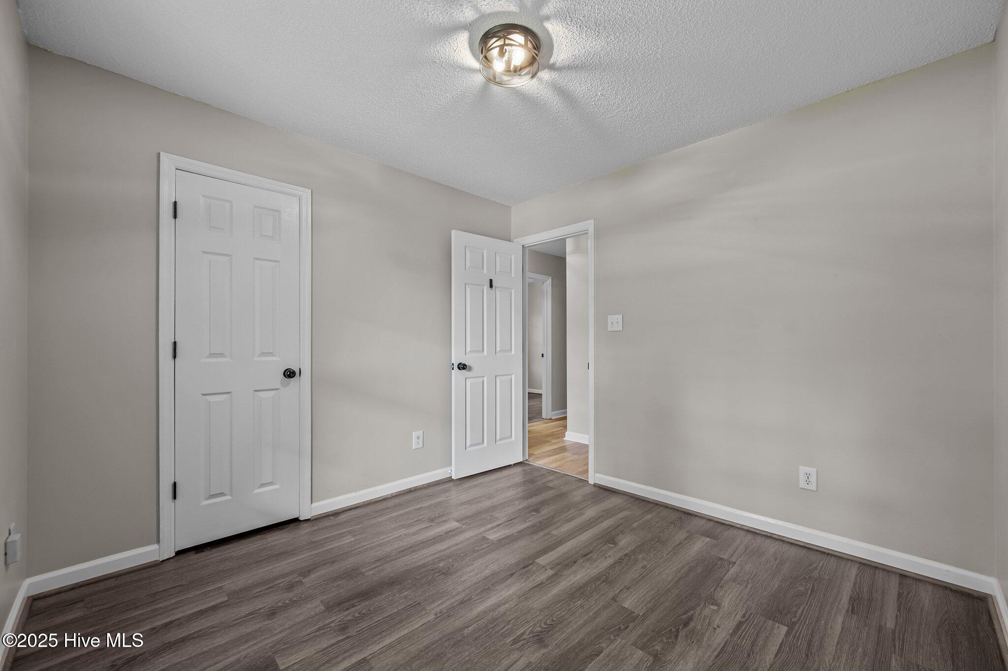 207 Winter Road