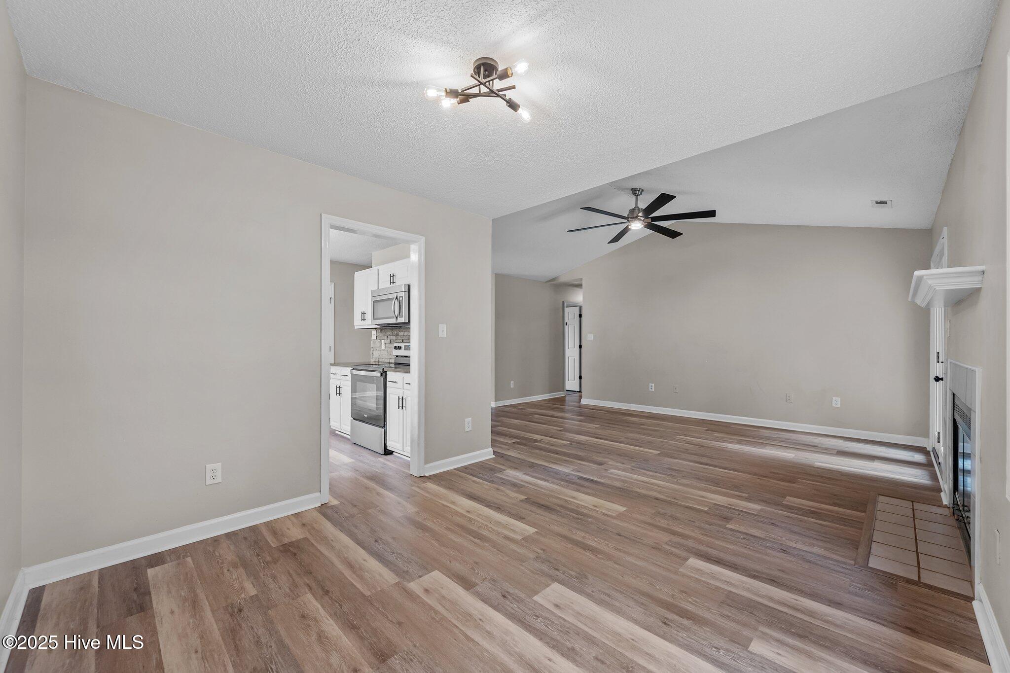 207 Winter Road