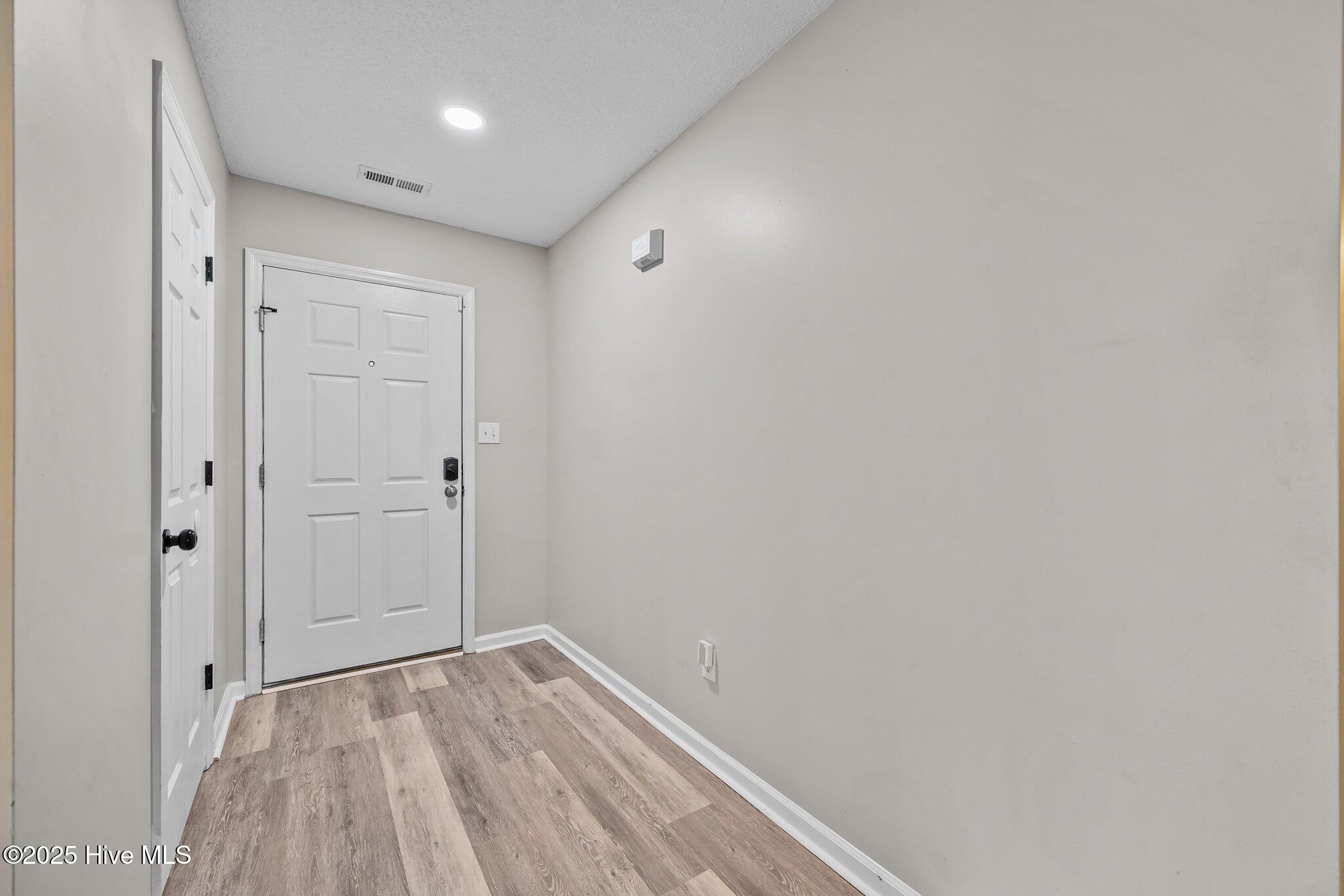 207 Winter Road