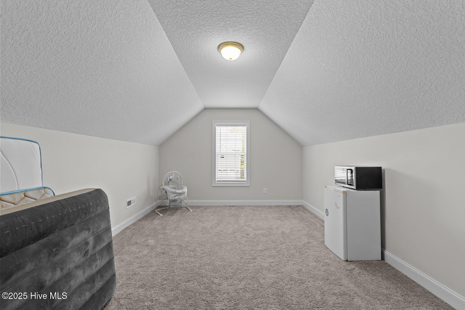 204 Old Field School Lane