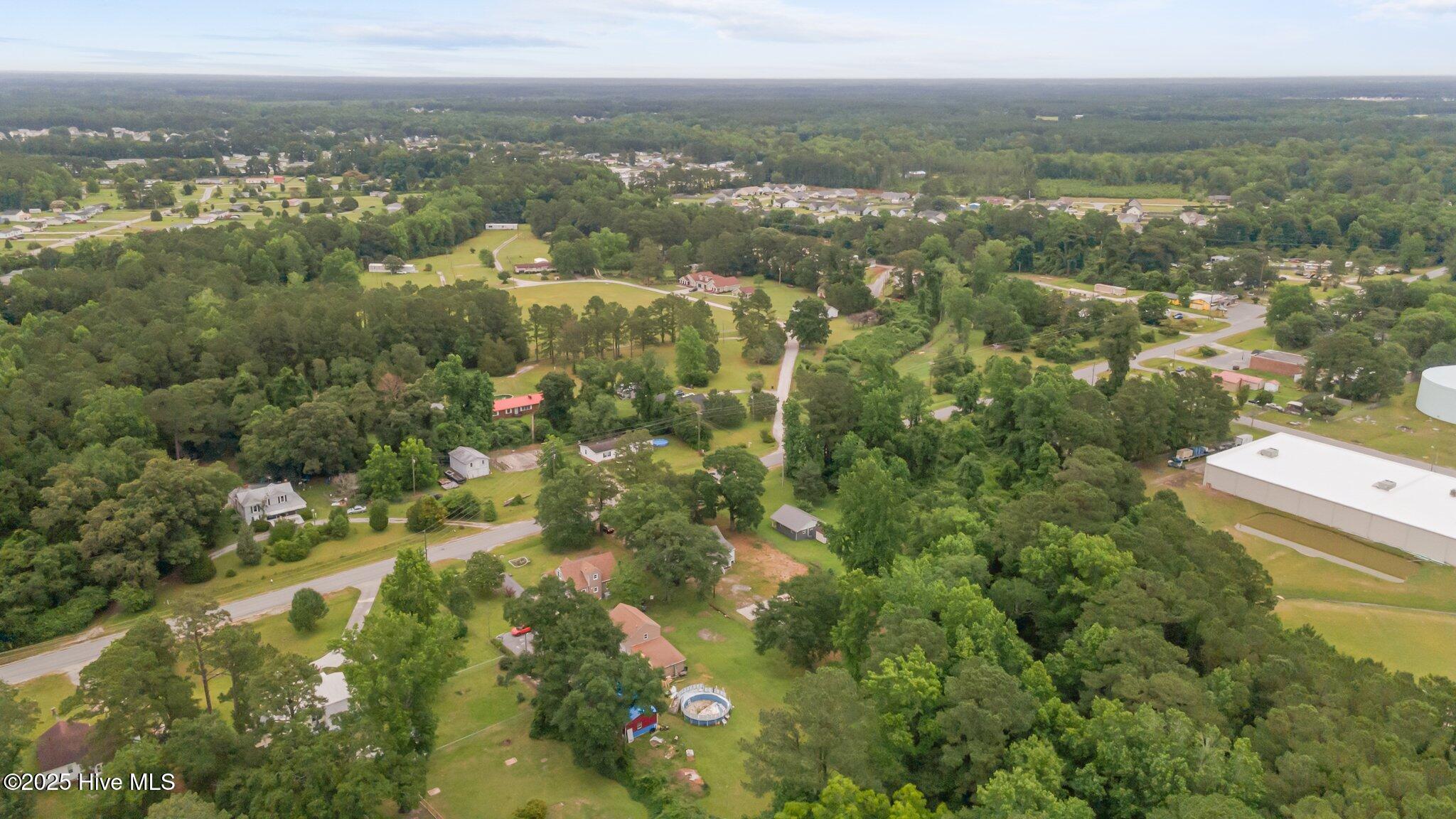 350 Hubert Boulevard