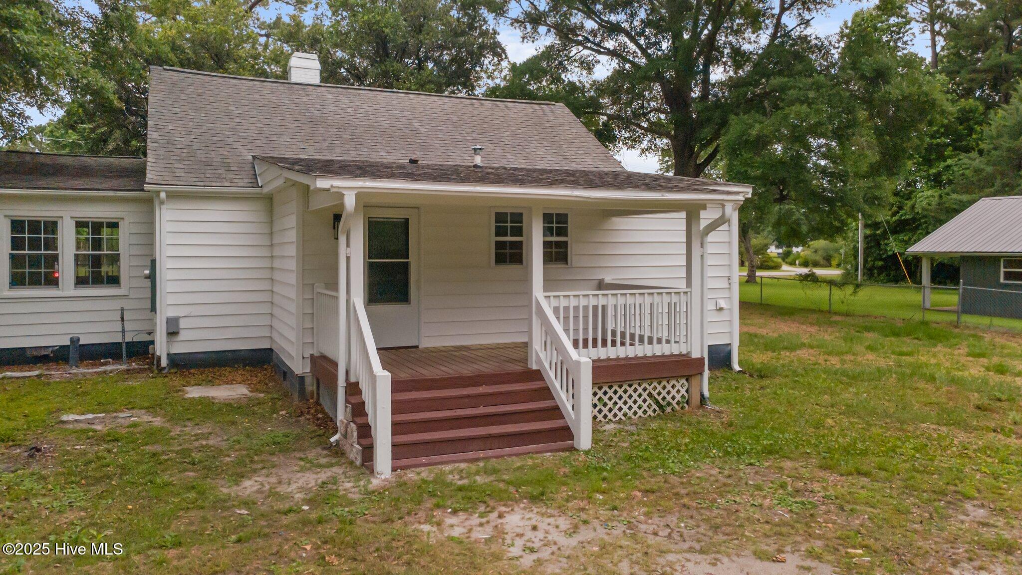 350 Hubert Boulevard