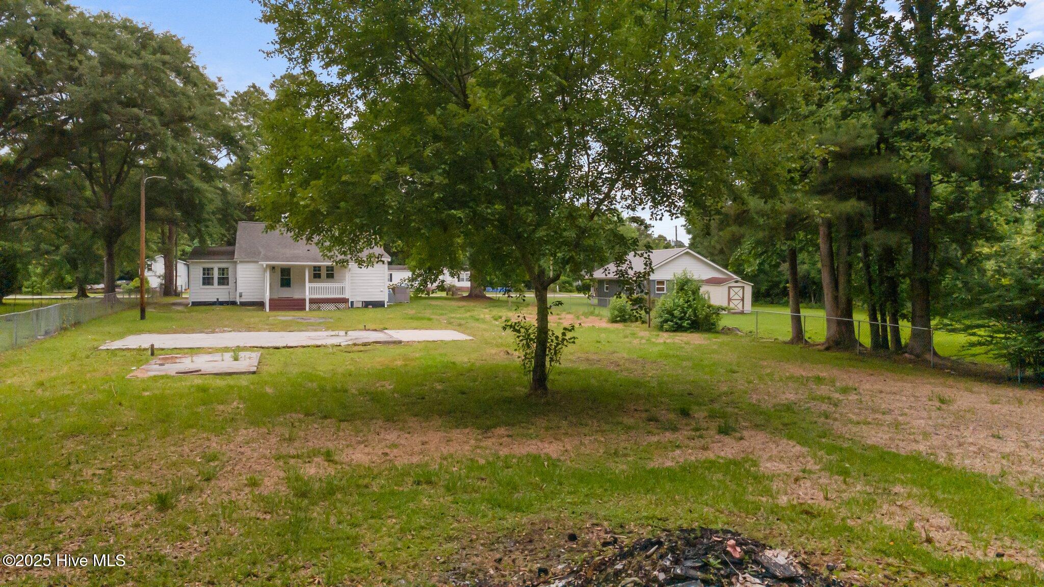 350 Hubert Boulevard