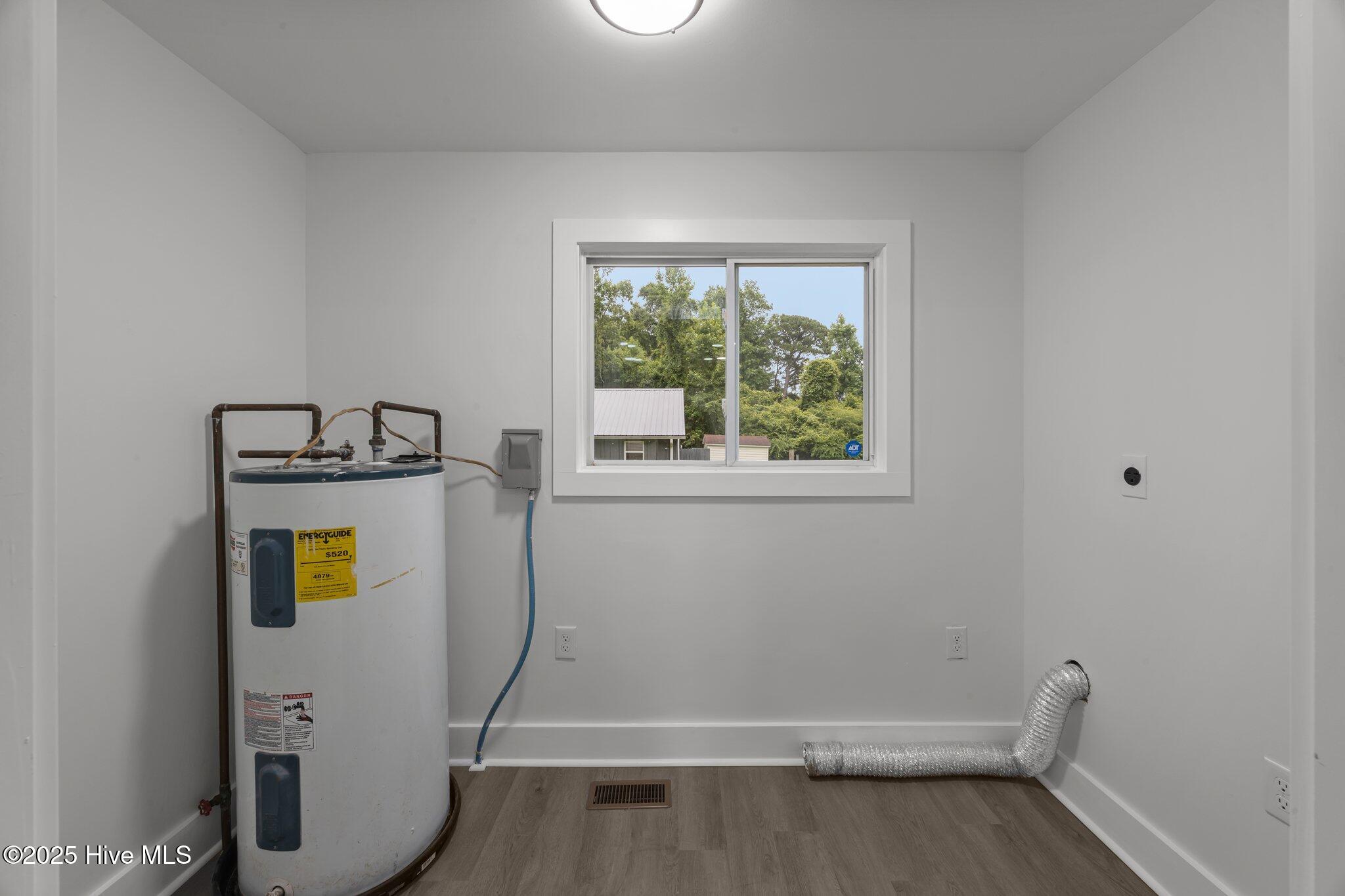 350 Hubert Boulevard