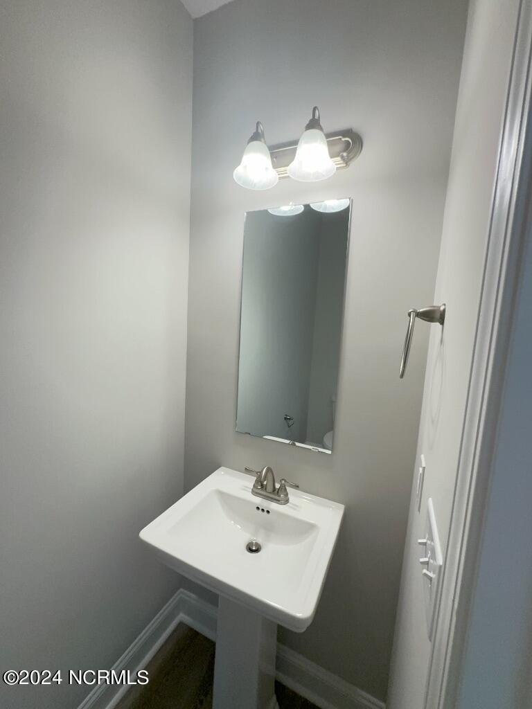 607 Jacks Crossing Road