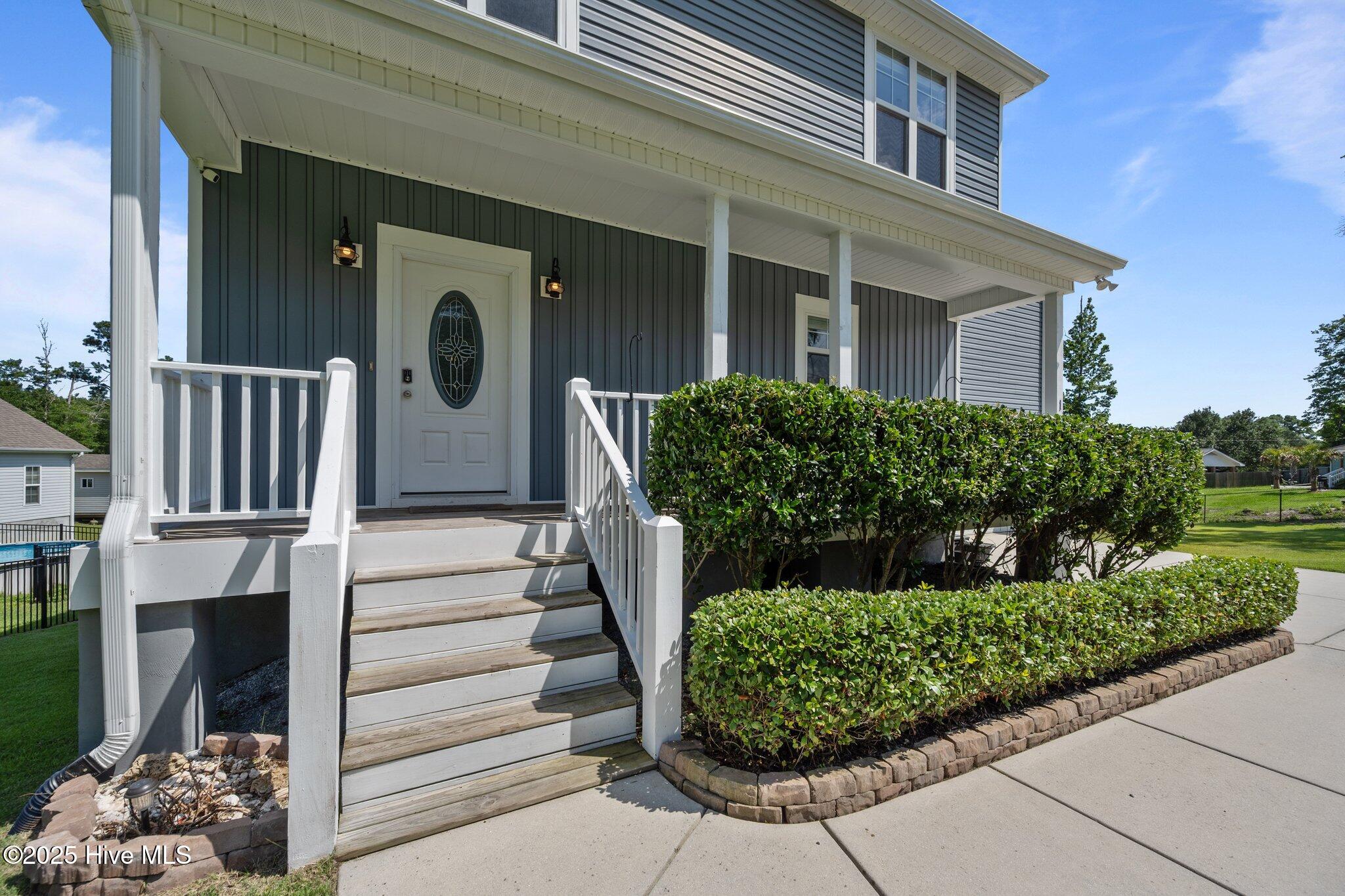 101 Lyall Lane