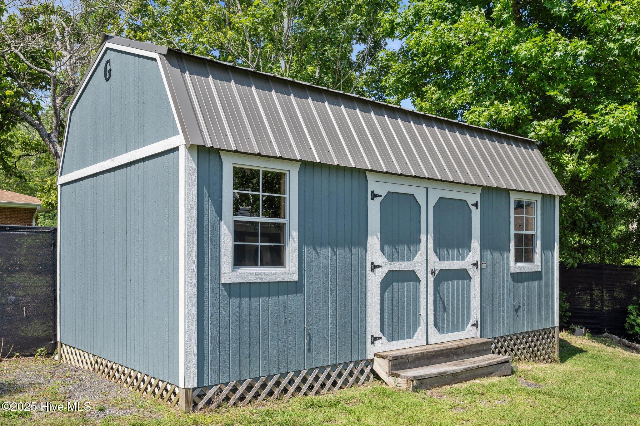 101 Lyall Lane
