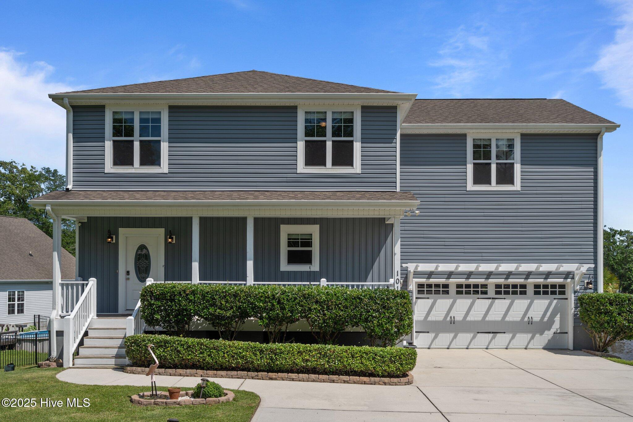 101 Lyall Lane