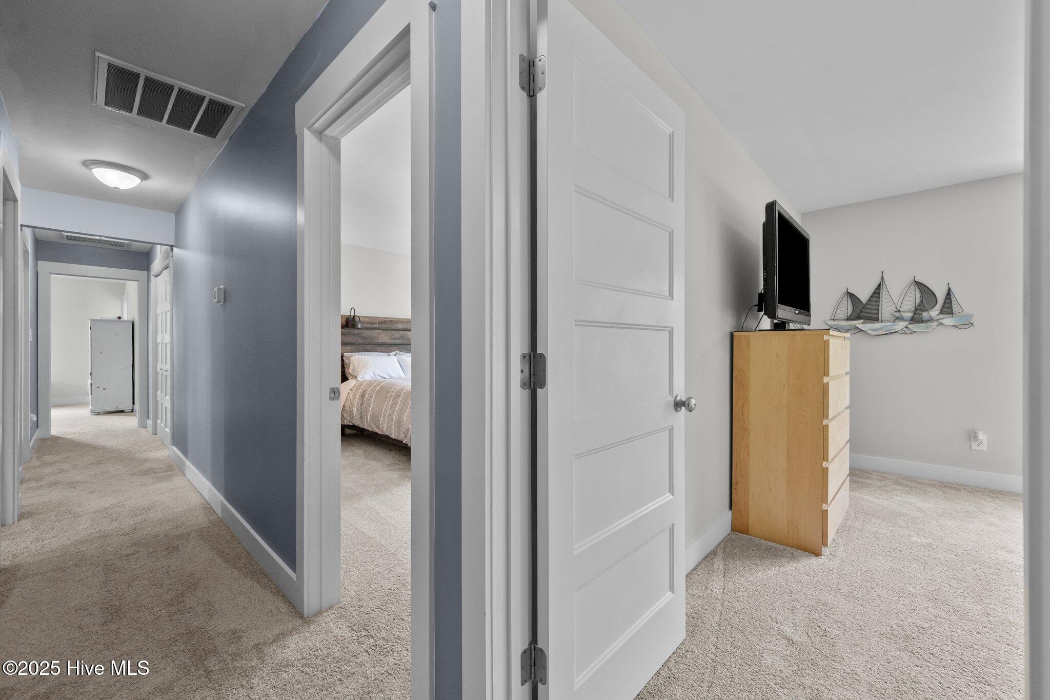 101 Lyall Lane