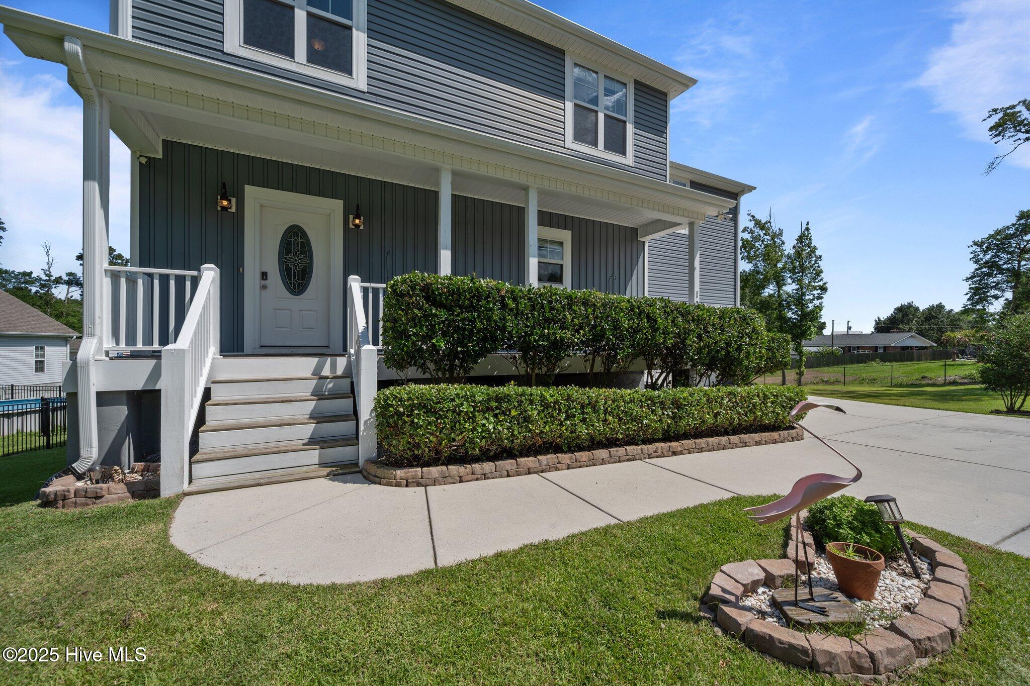 101 Lyall Lane