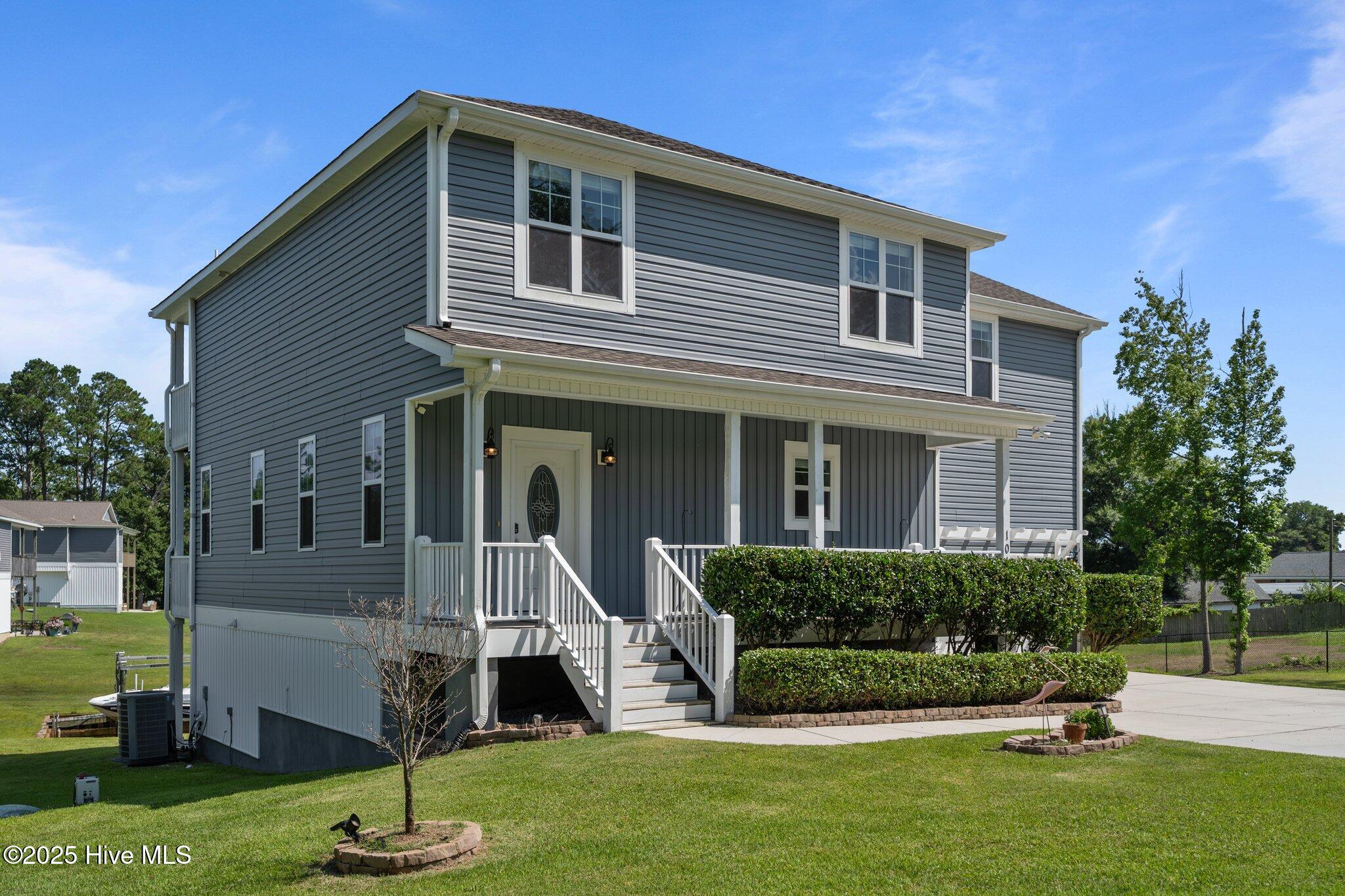 101 Lyall Lane