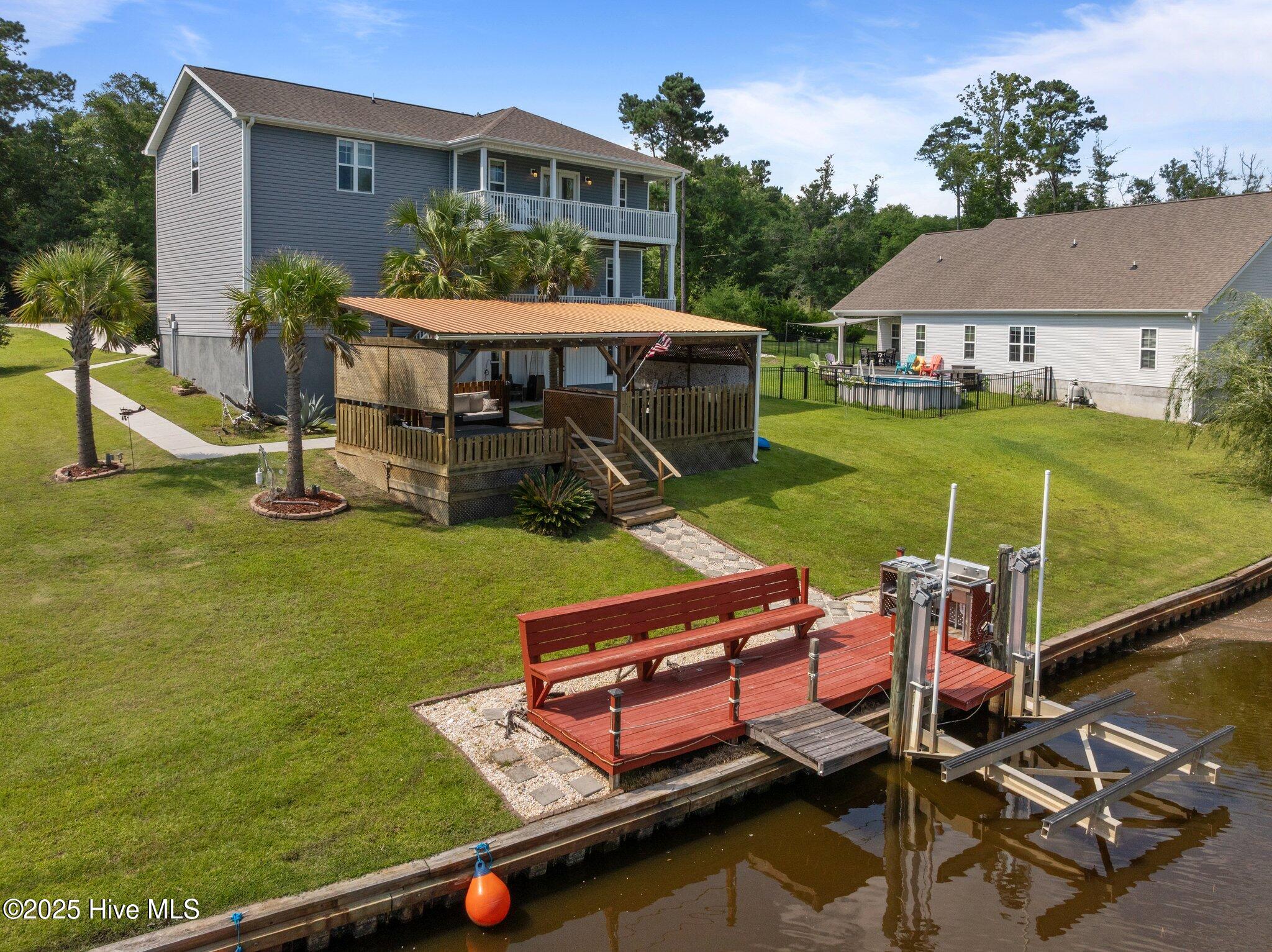 101 Lyall Lane
