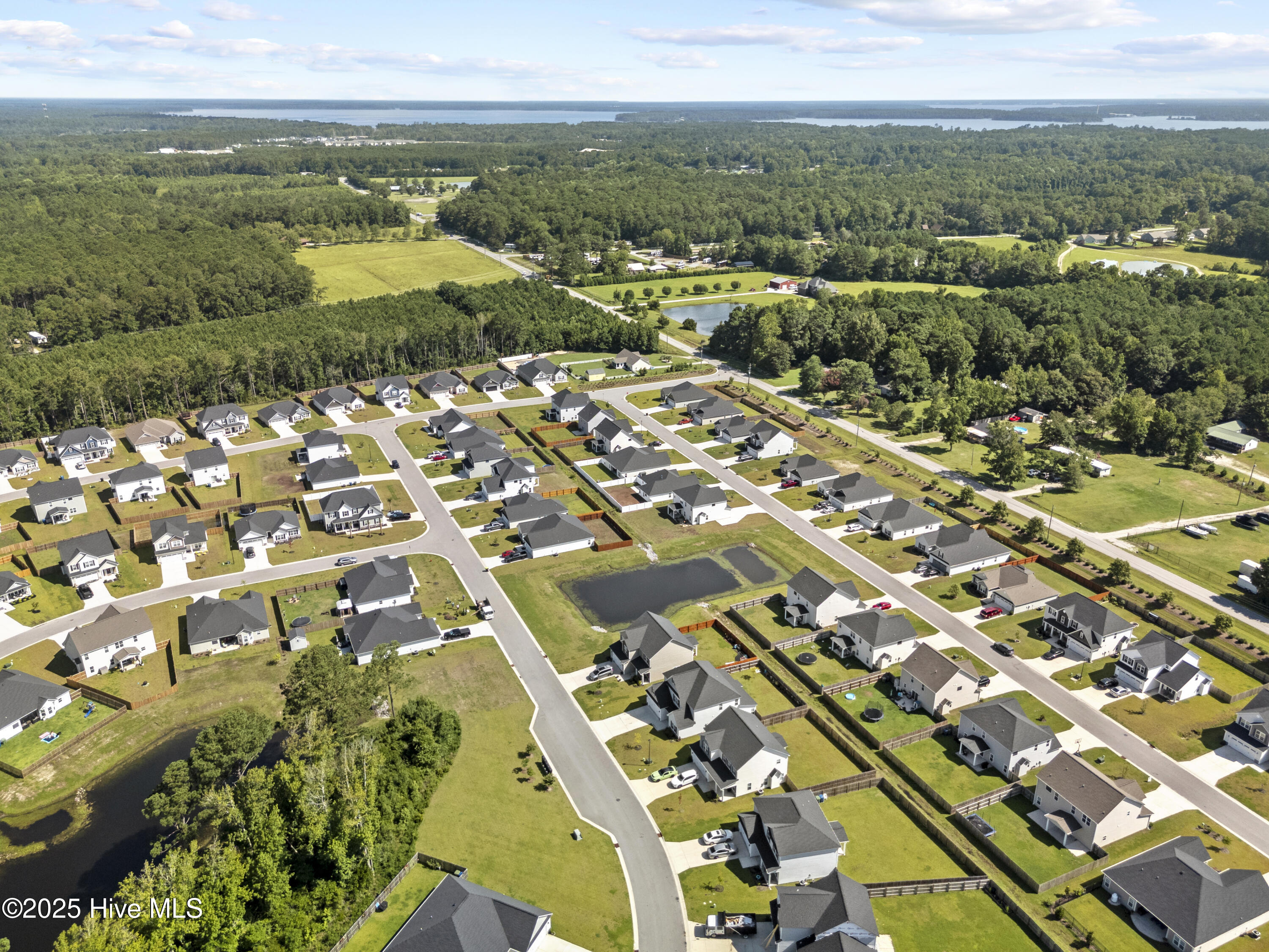 419 Nantucket Trail