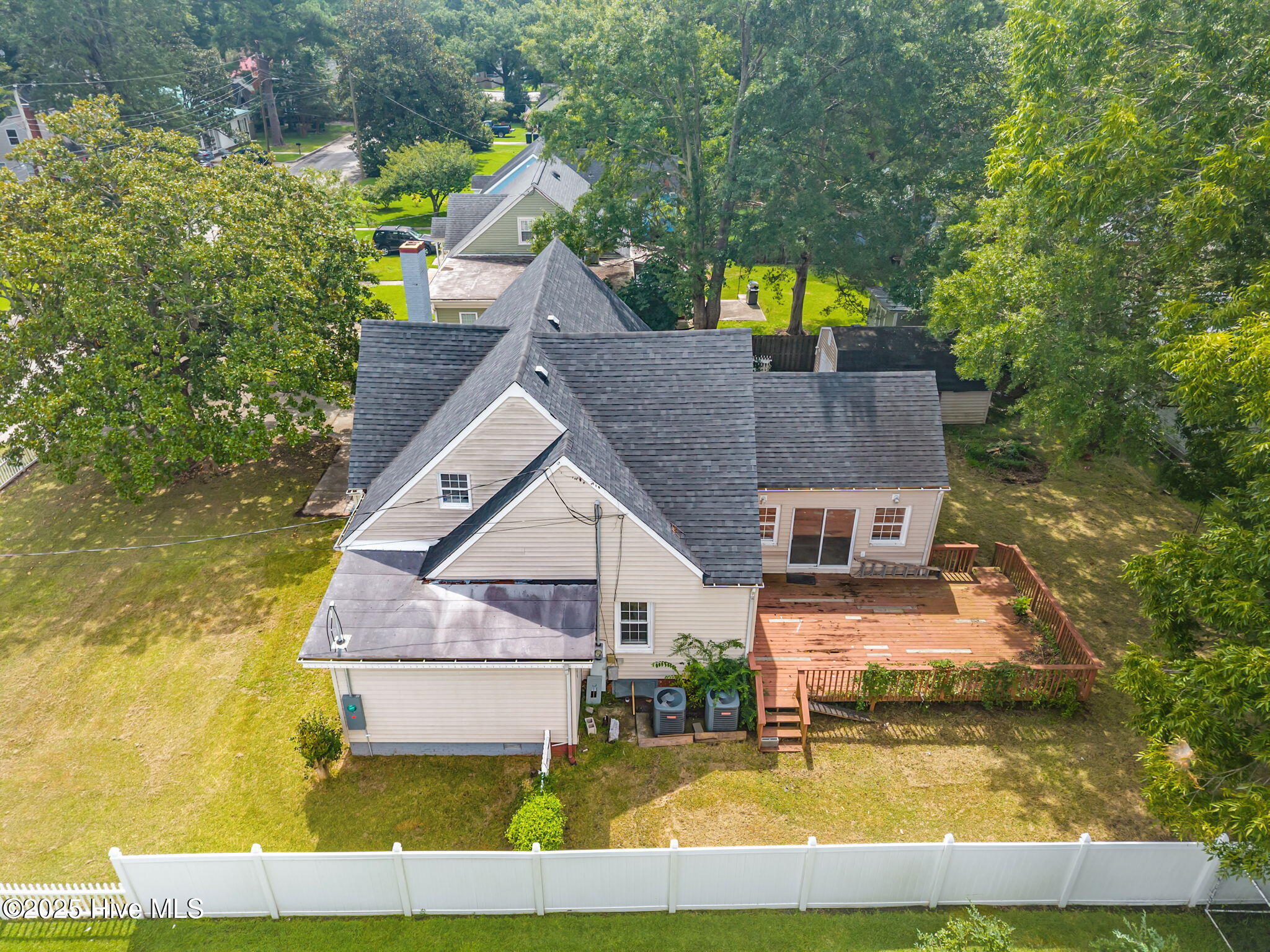 415 Bordeaux Street