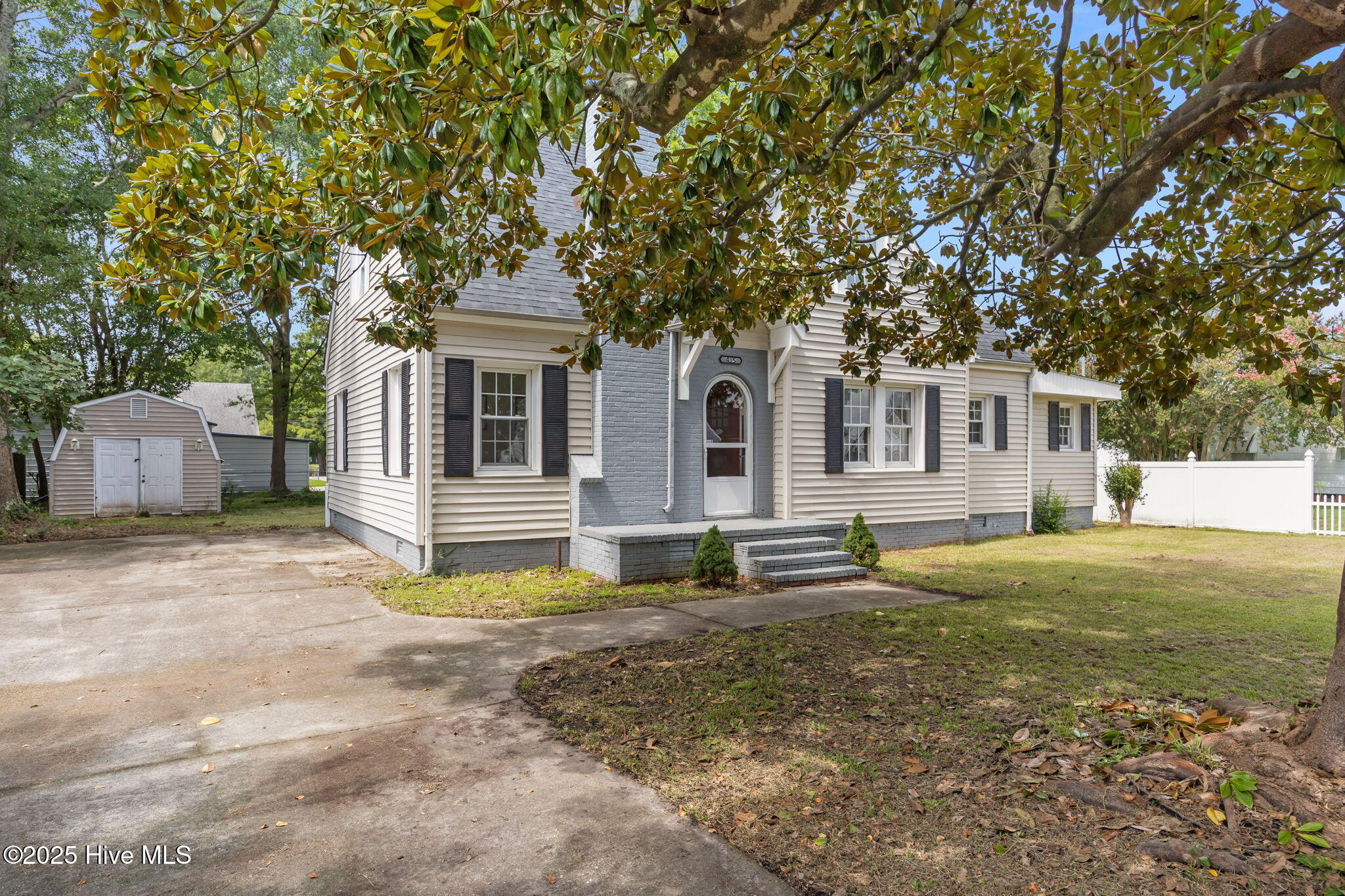 415 Bordeaux Street