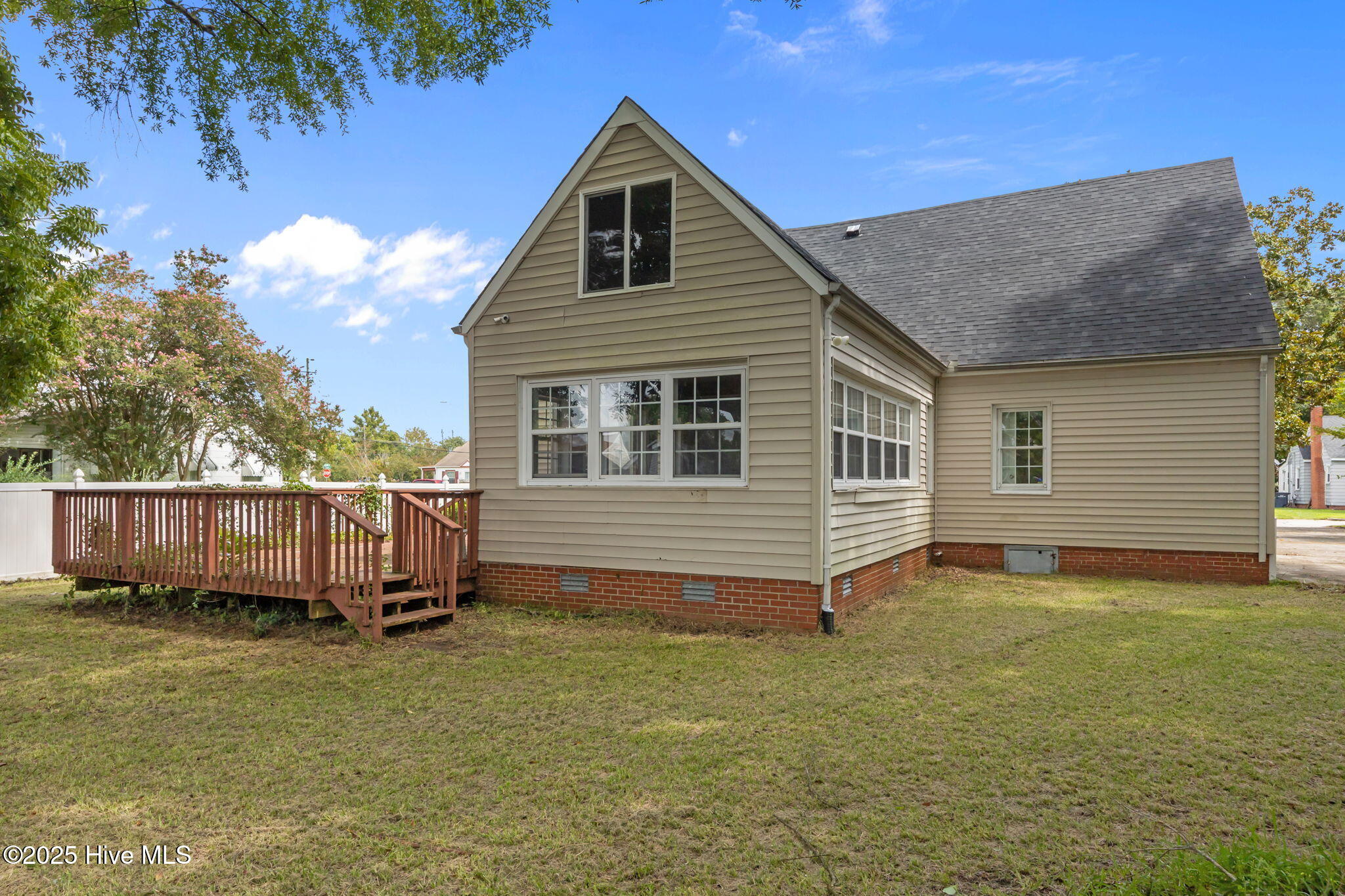 415 Bordeaux Street