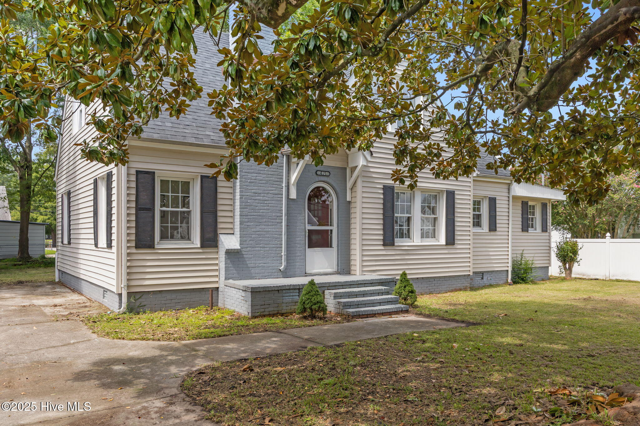 415 Bordeaux Street