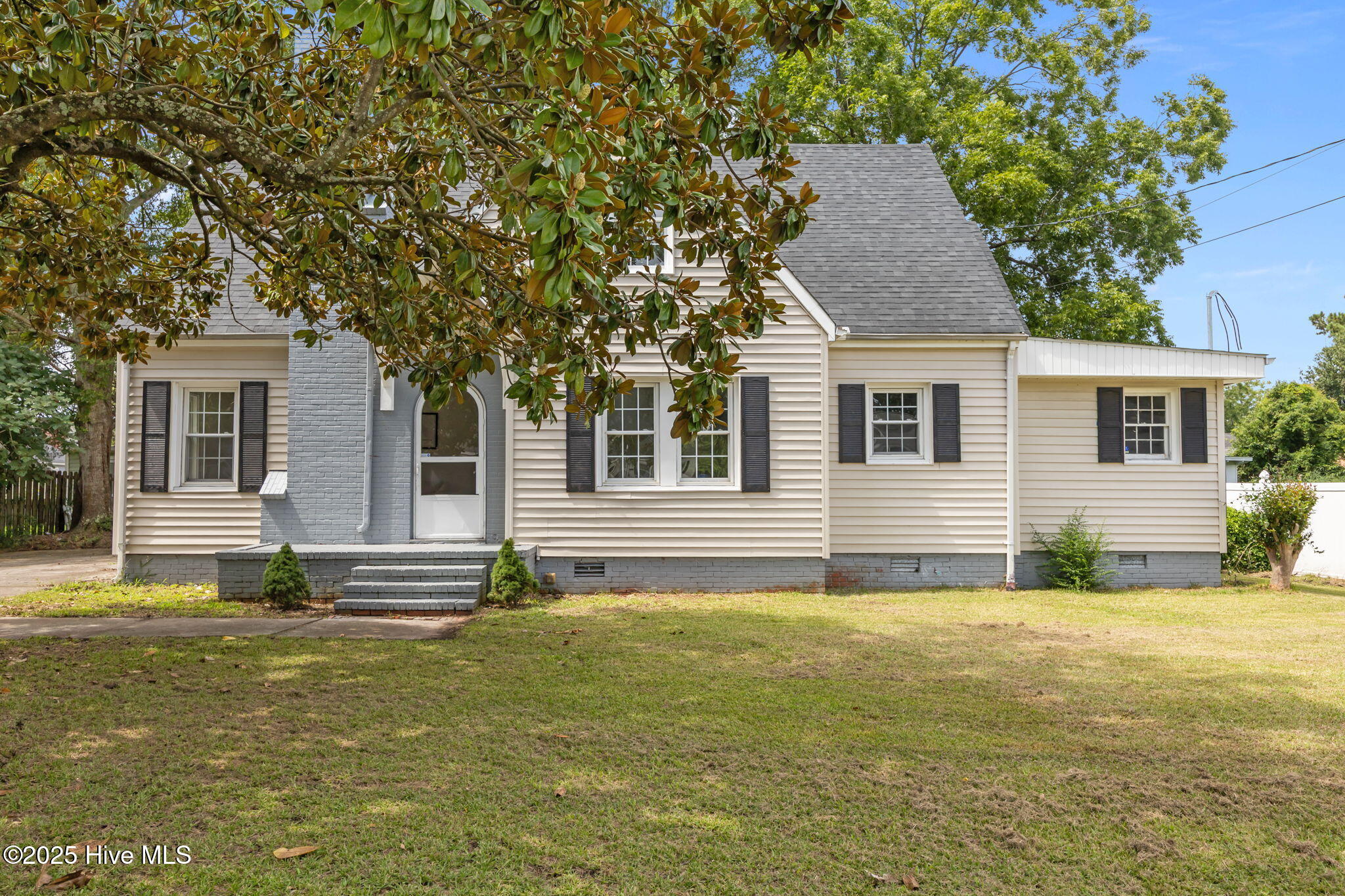 415 Bordeaux Street