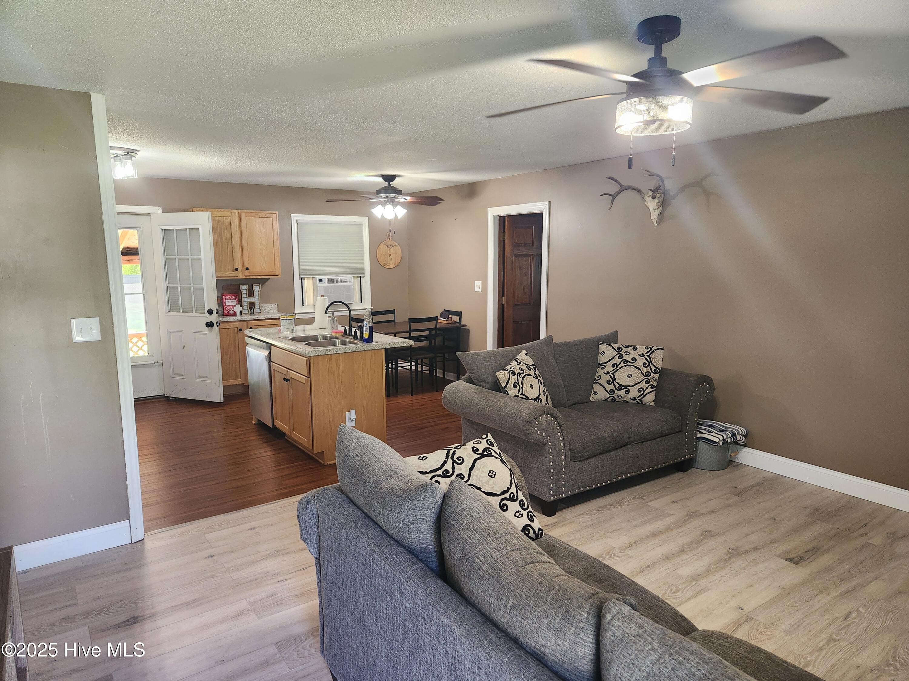 2605 Country Club Road