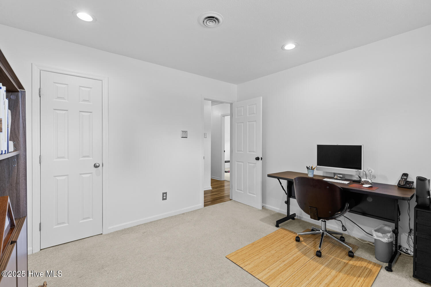 415 Shamrock Drive