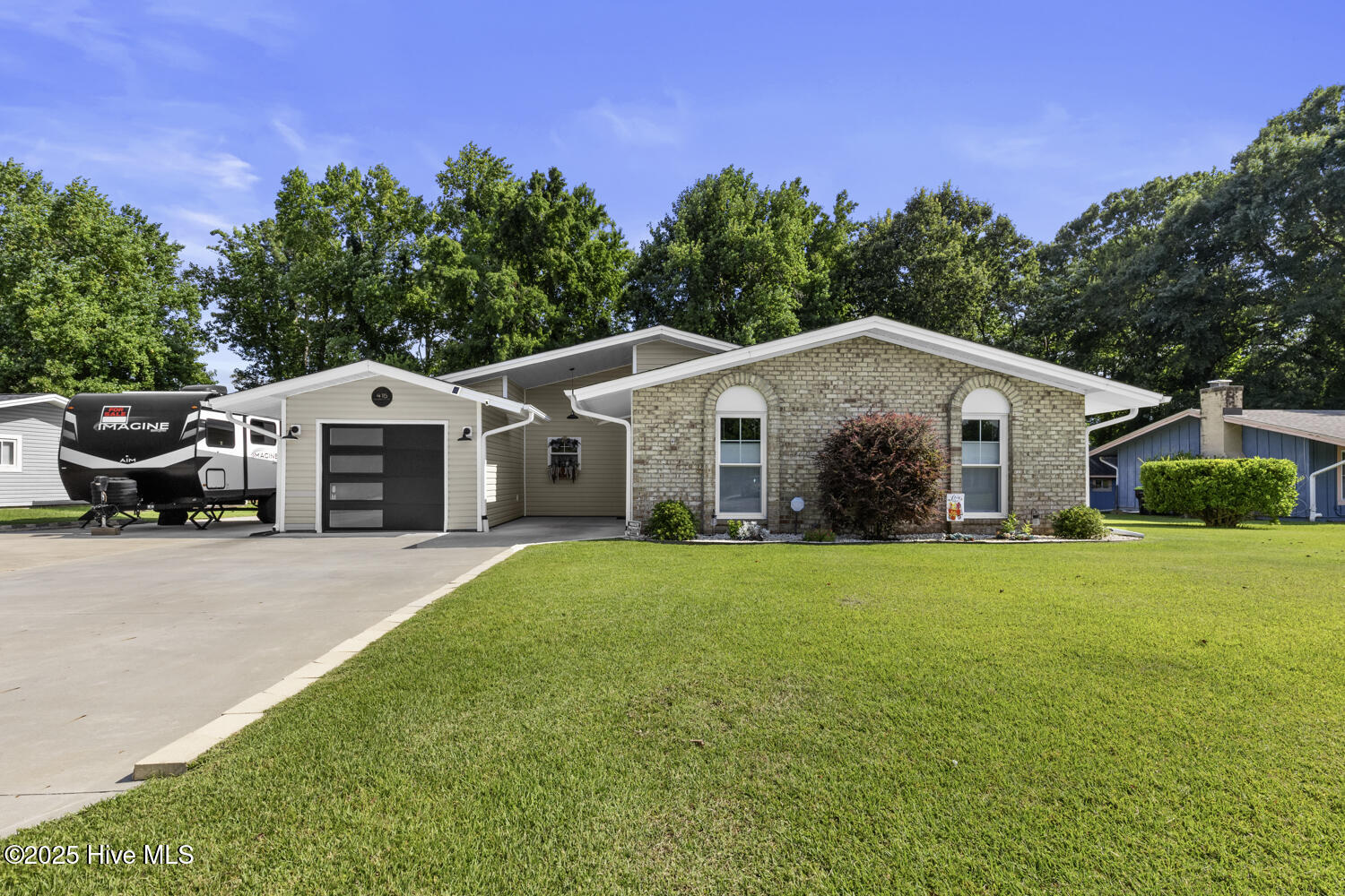 415 Shamrock Drive