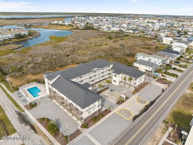 1501 N New River Drive, 201