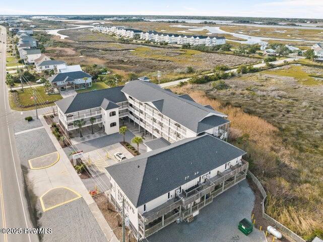 1501 N New River Drive, 201