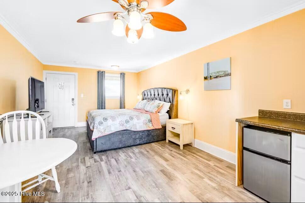 1501 N New River Drive, 202