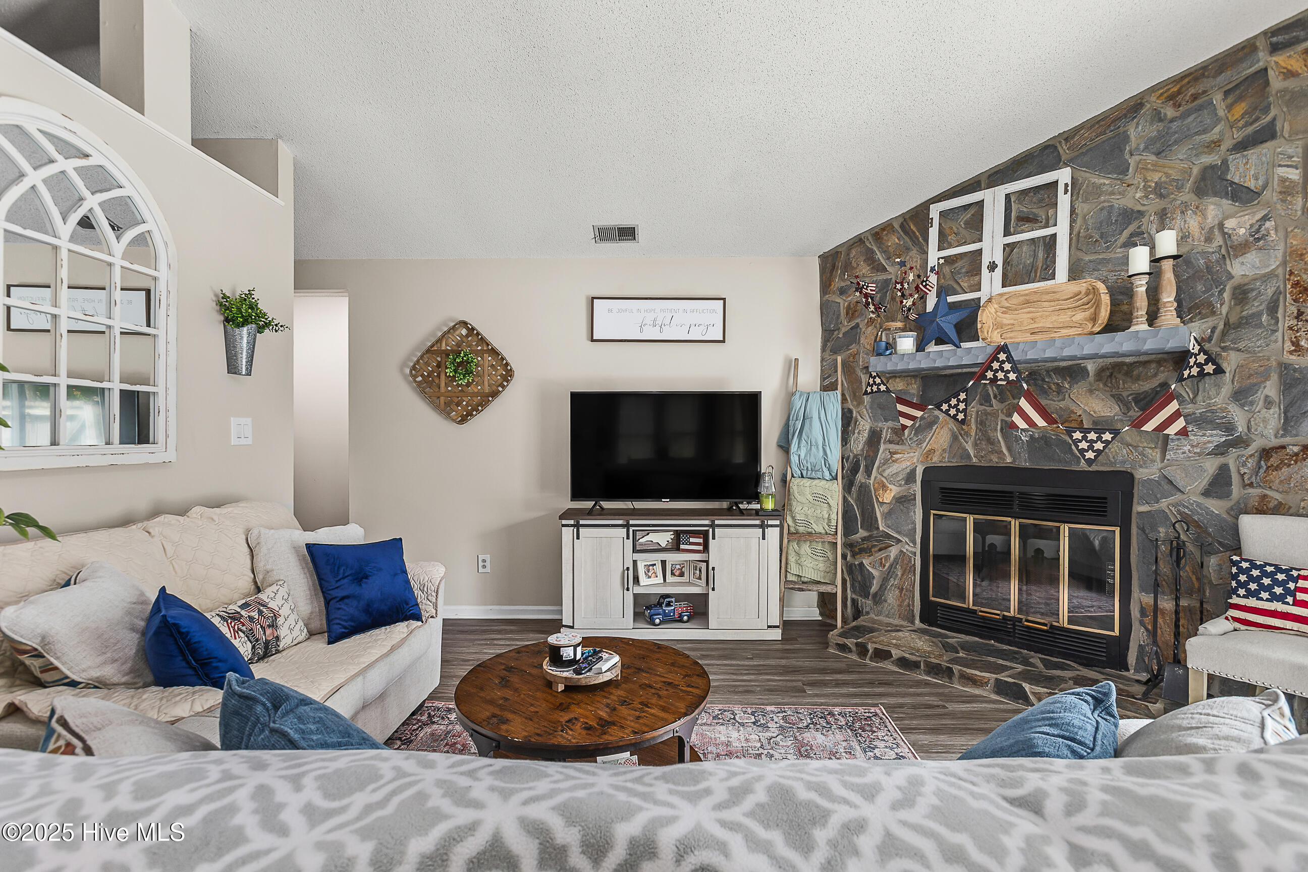 547 Shadowridge Road