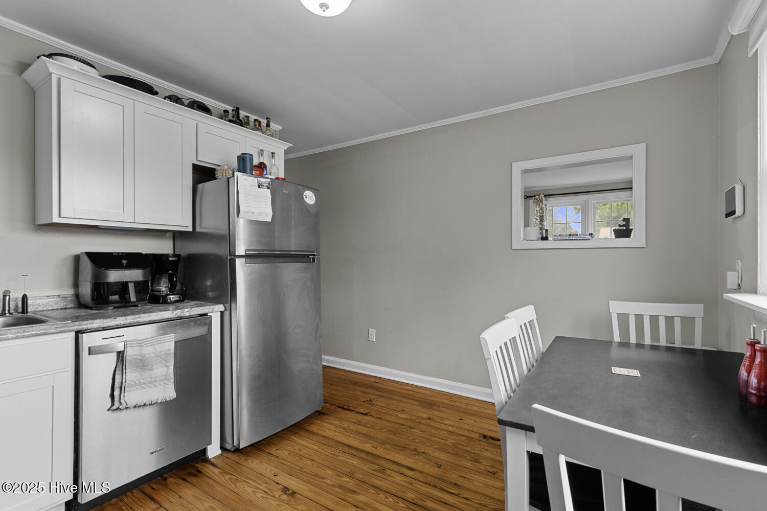 401 New River Drive