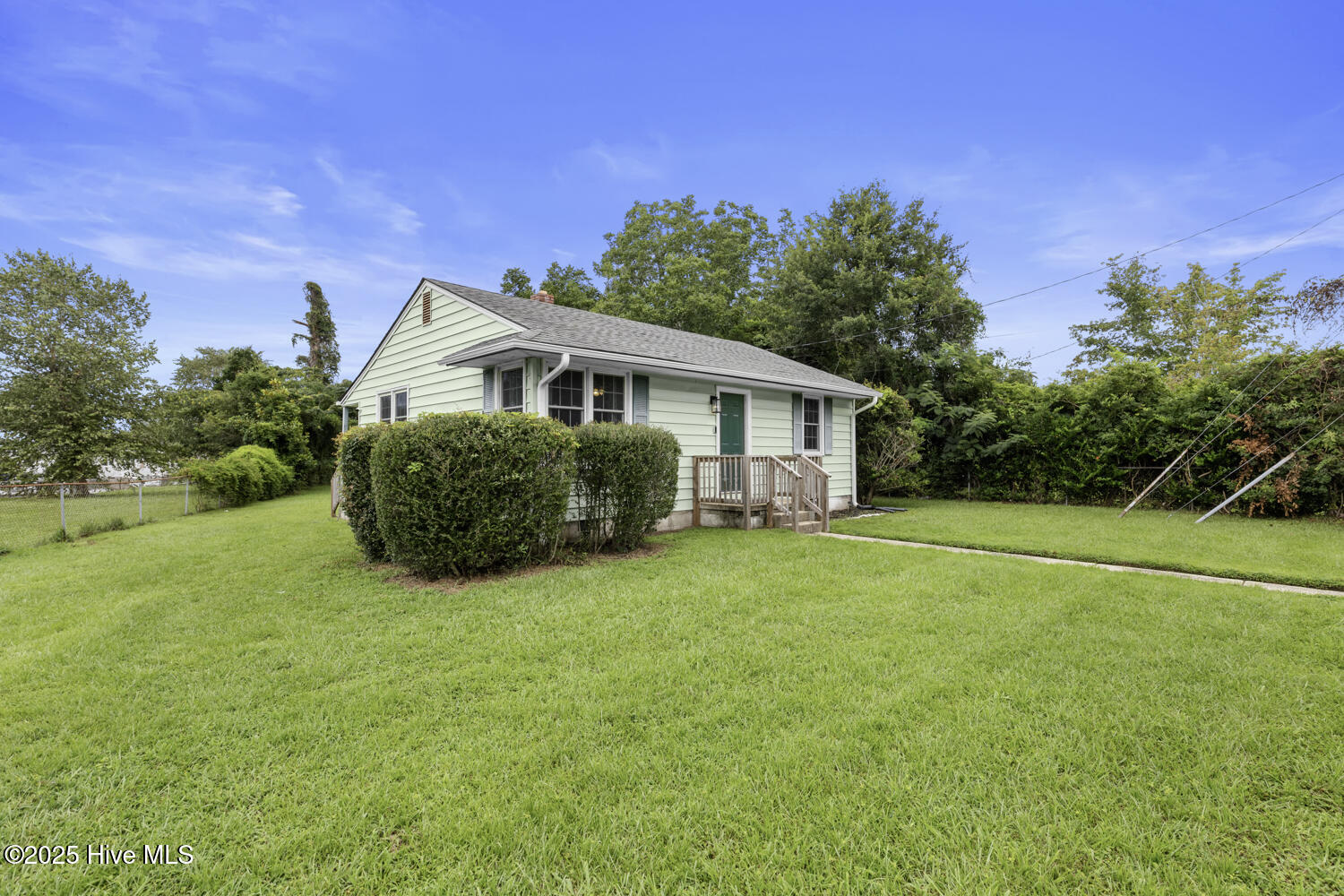 401 New River Drive