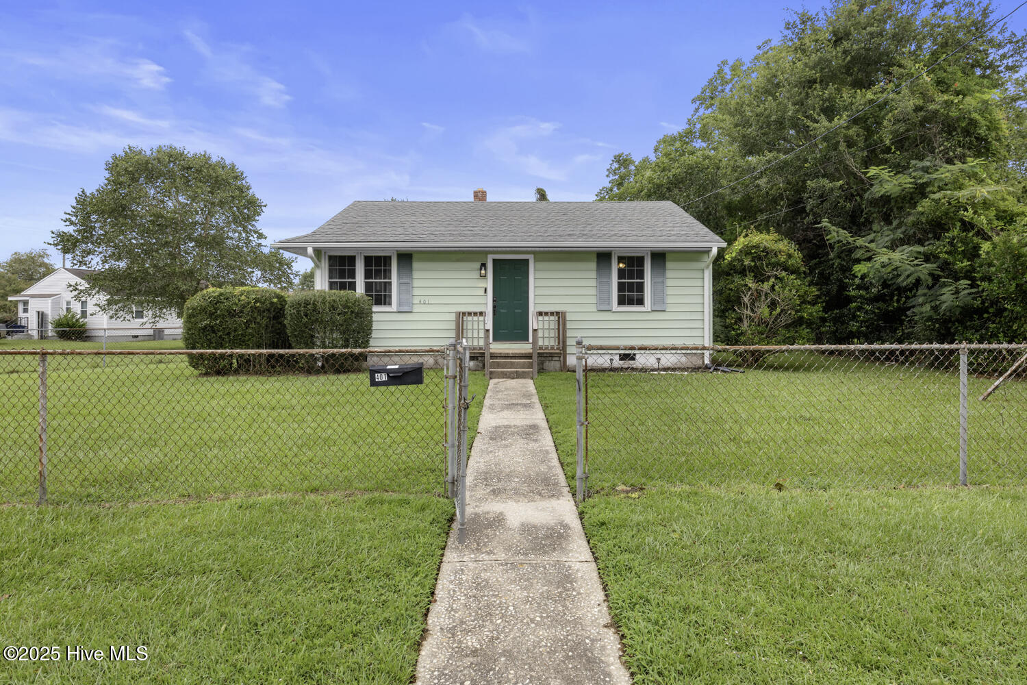 401 New River Drive