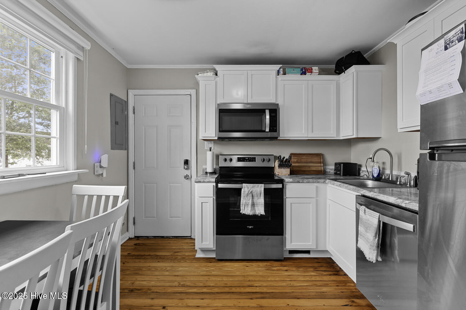 401 New River Drive