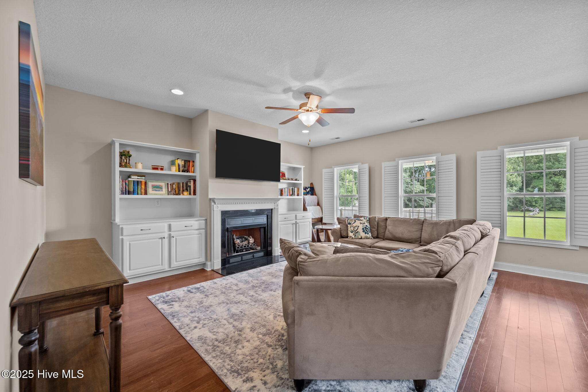 101 River Bluff Drive