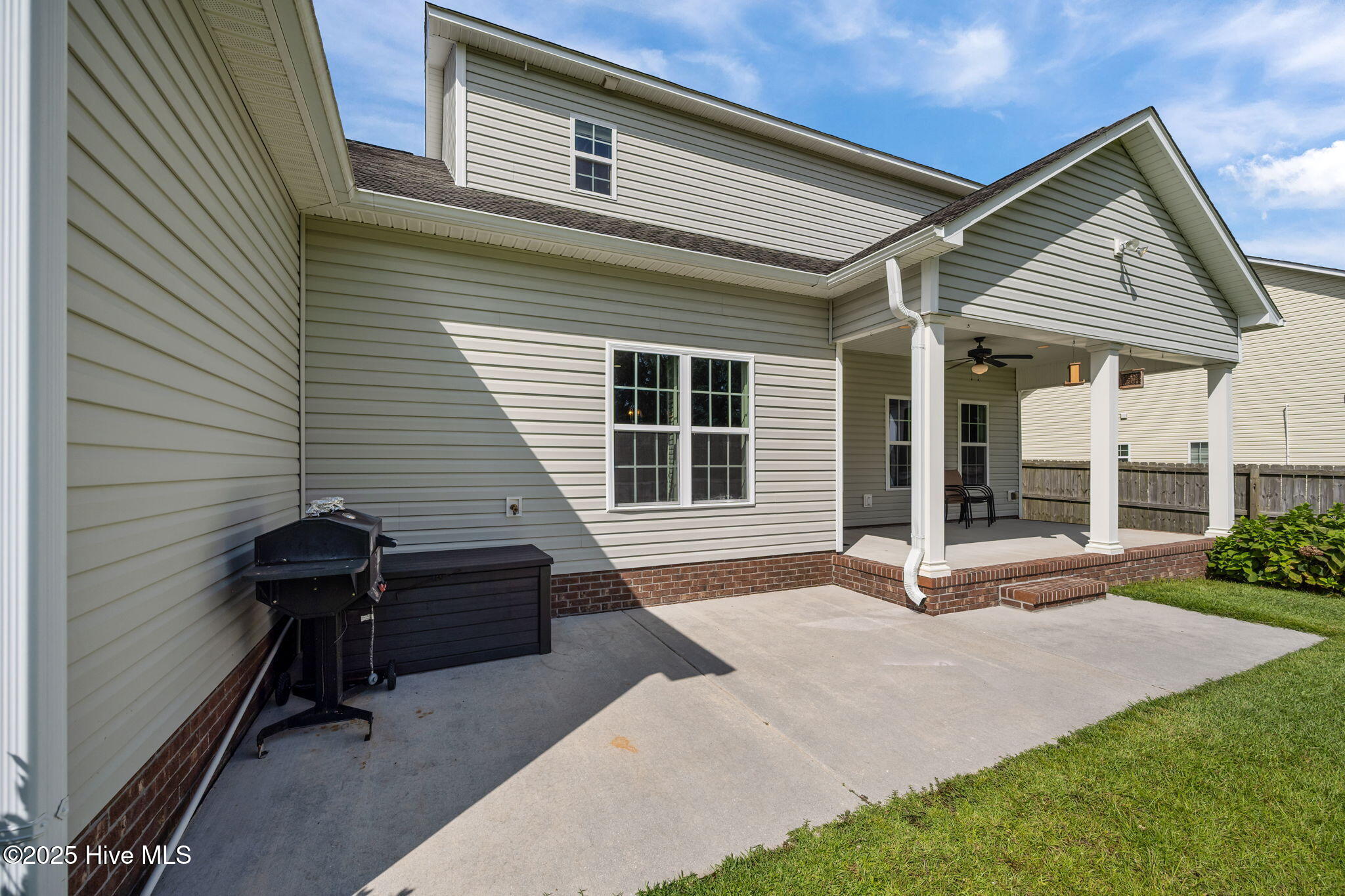 101 River Bluff Drive