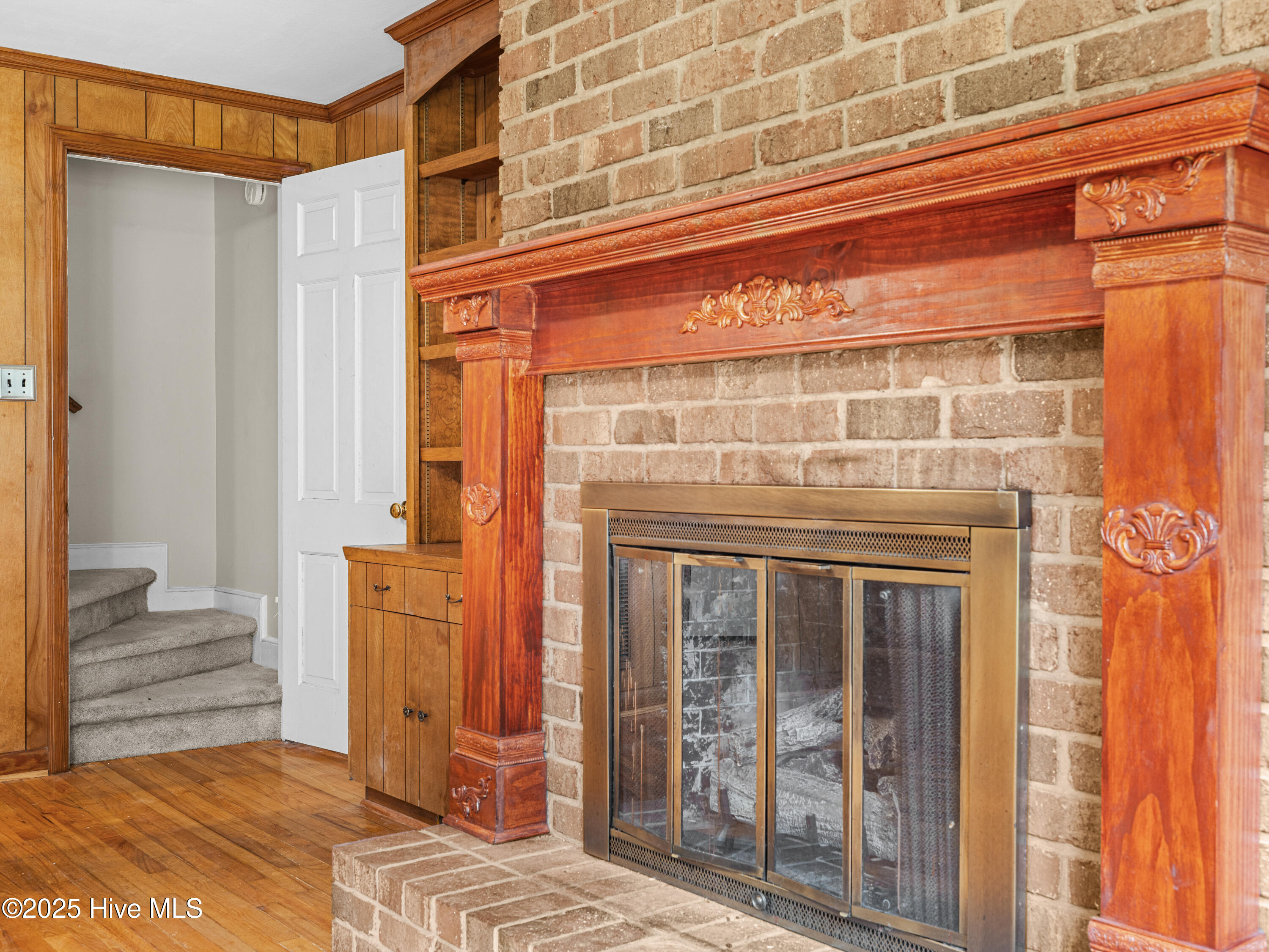 1911 Pawnee Drive