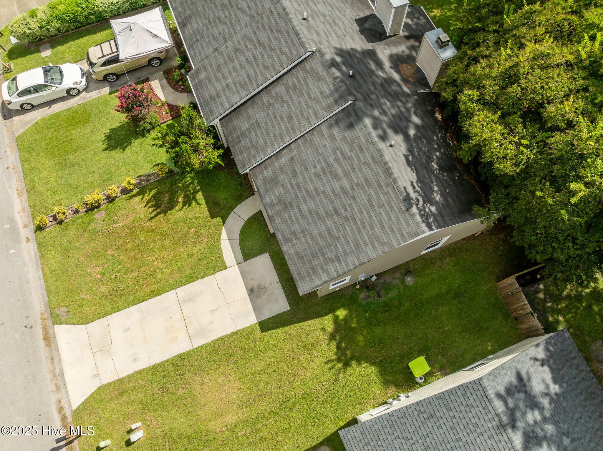 1947 Rolling Ridge Drive