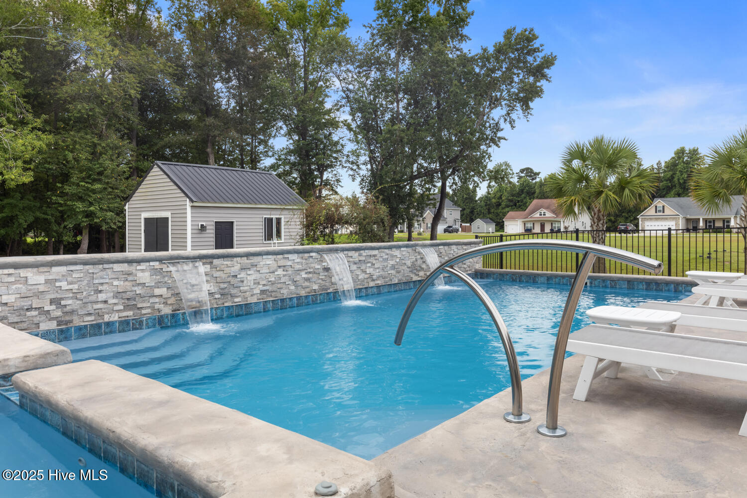 406 Antioch Lakes Road