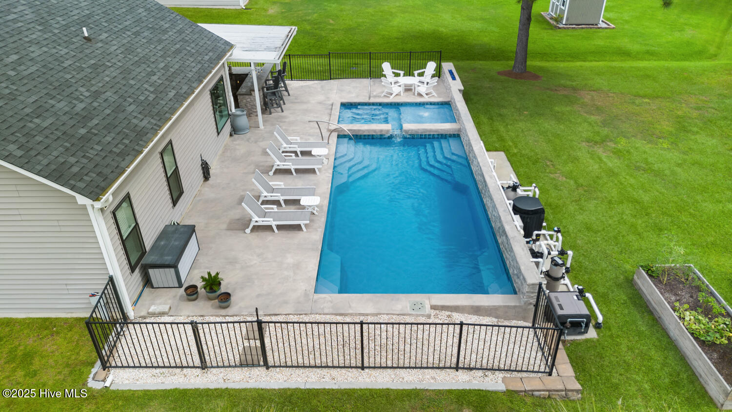 406 Antioch Lakes Road
