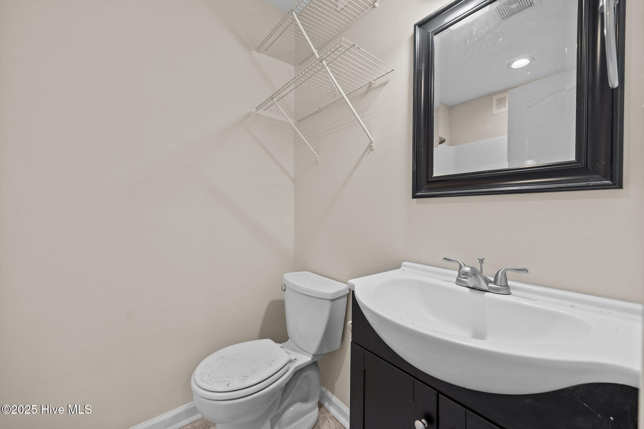 2230 Greenwood Court