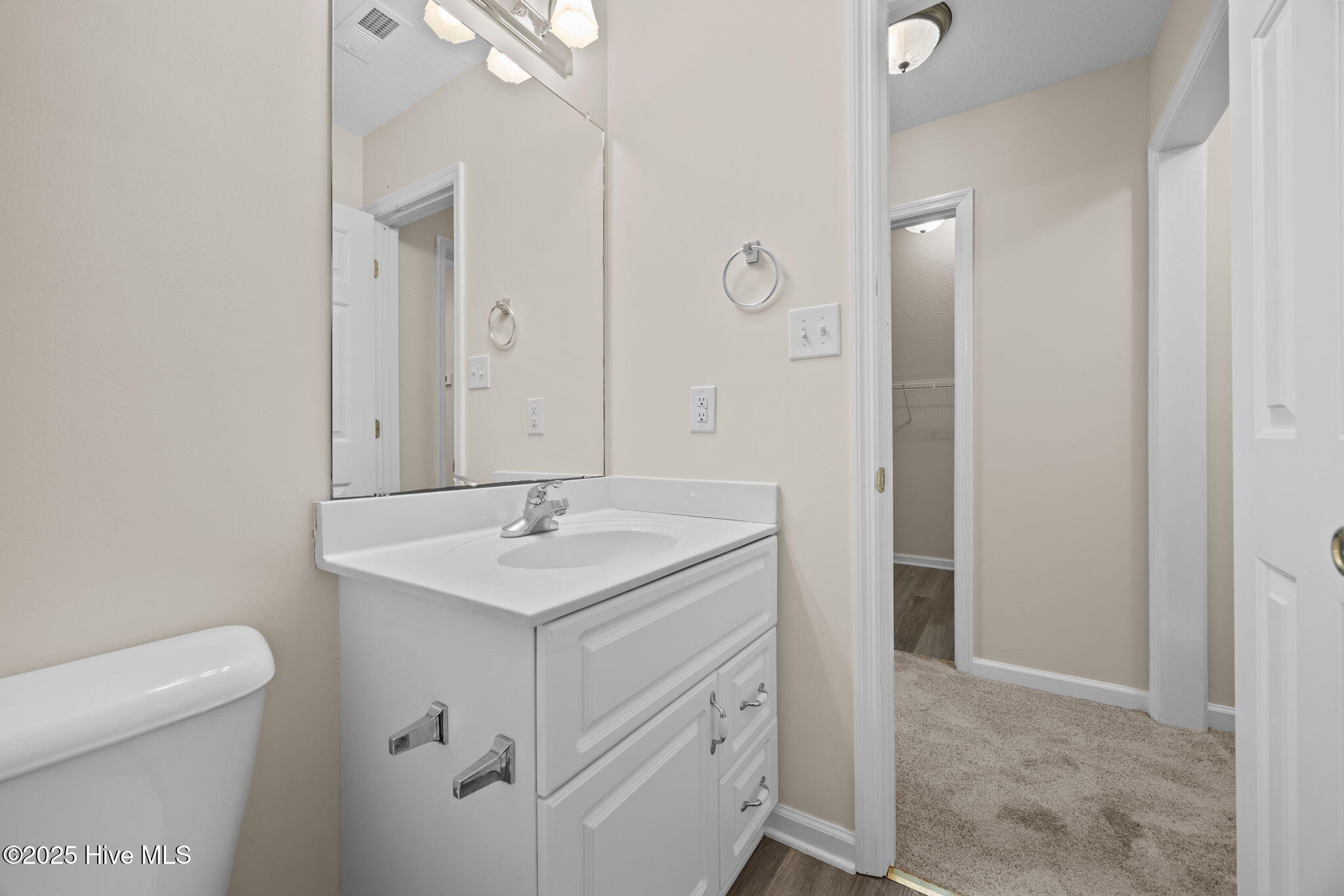 2230 Greenwood Court