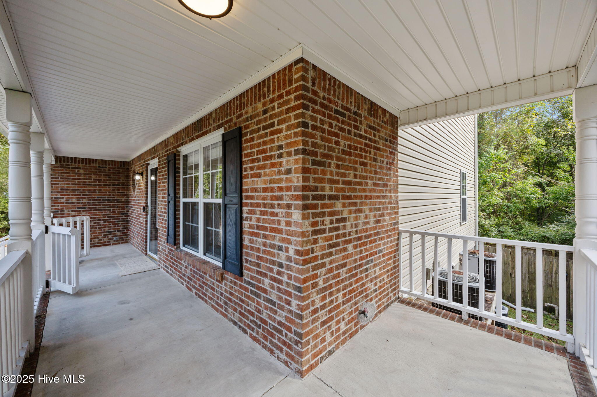 2230 Greenwood Court